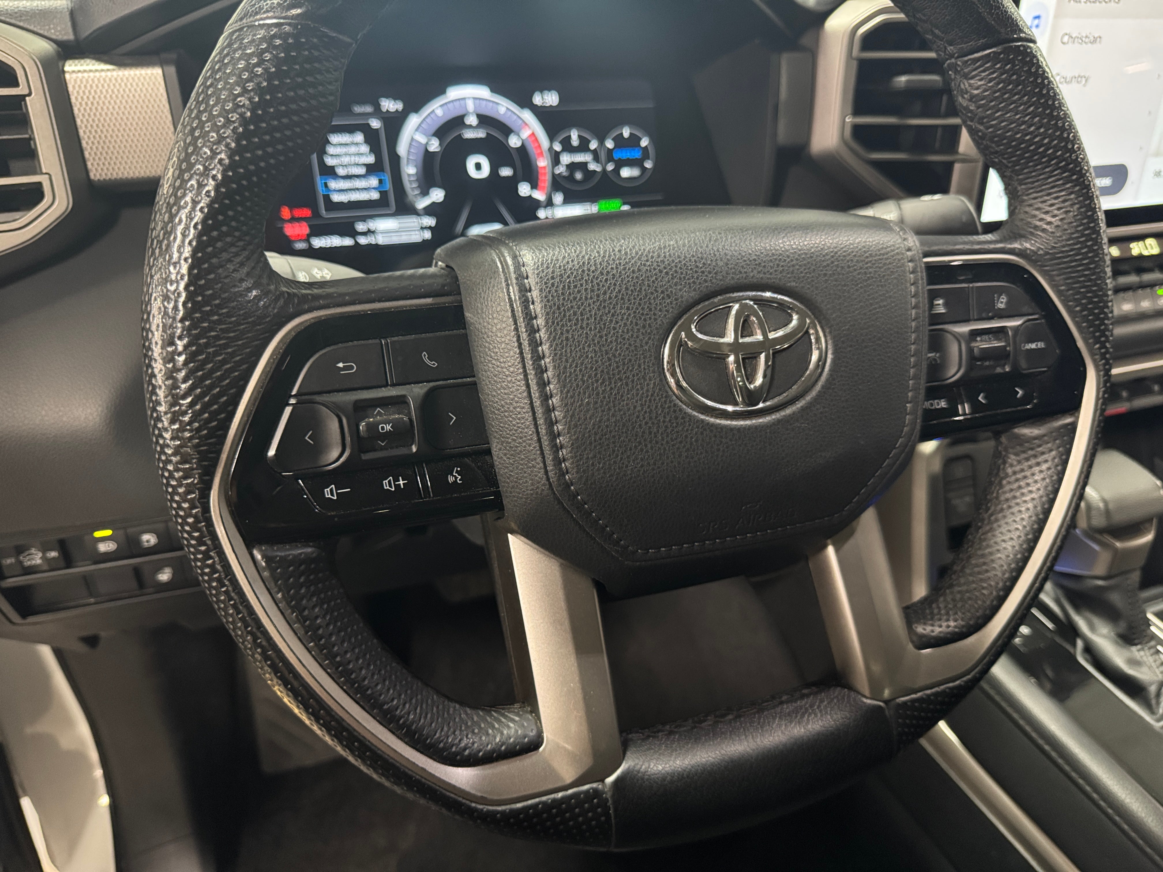 2022 Toyota Tundra Limited 4