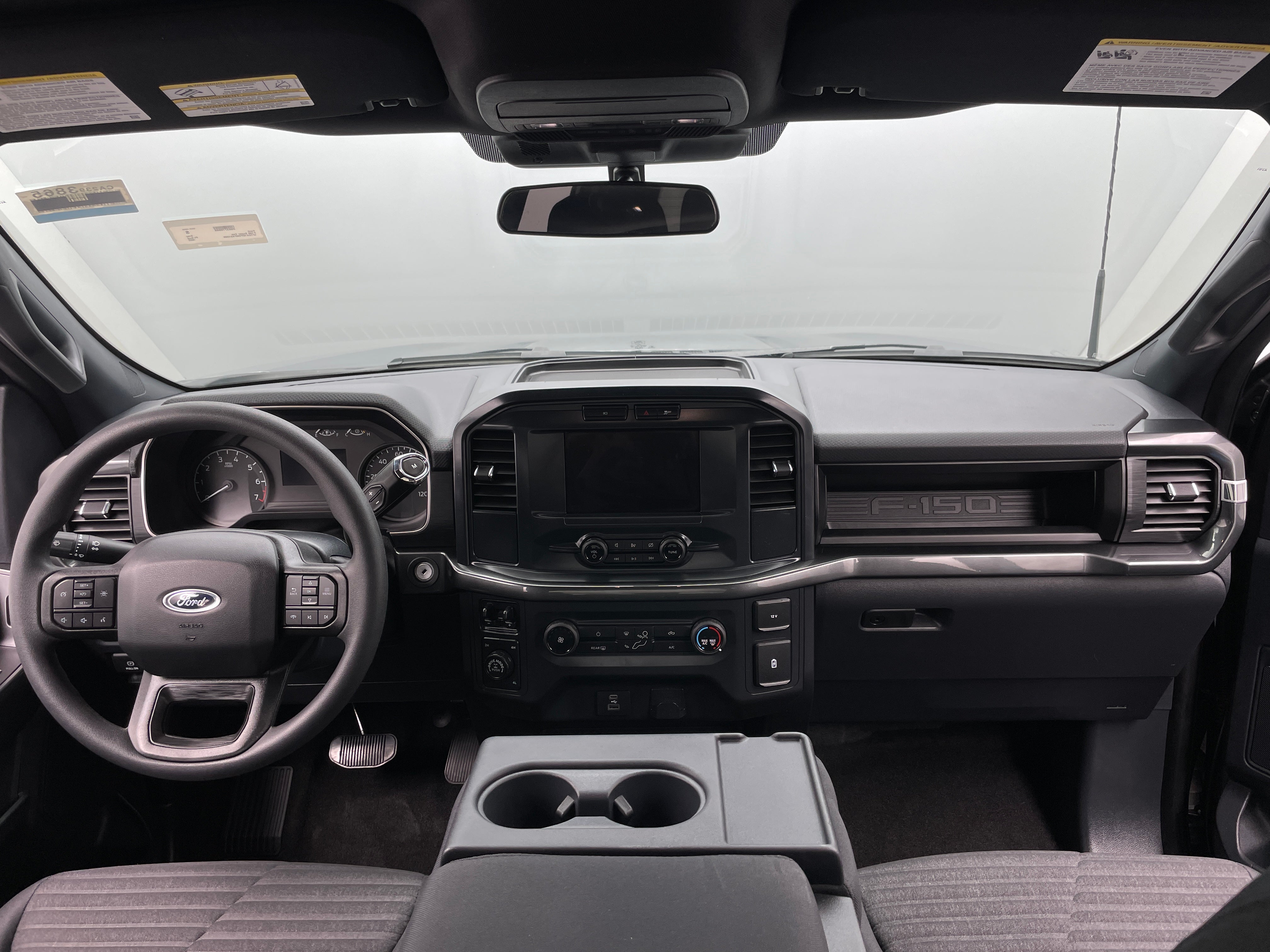 2022 Ford Econoline E-150 3