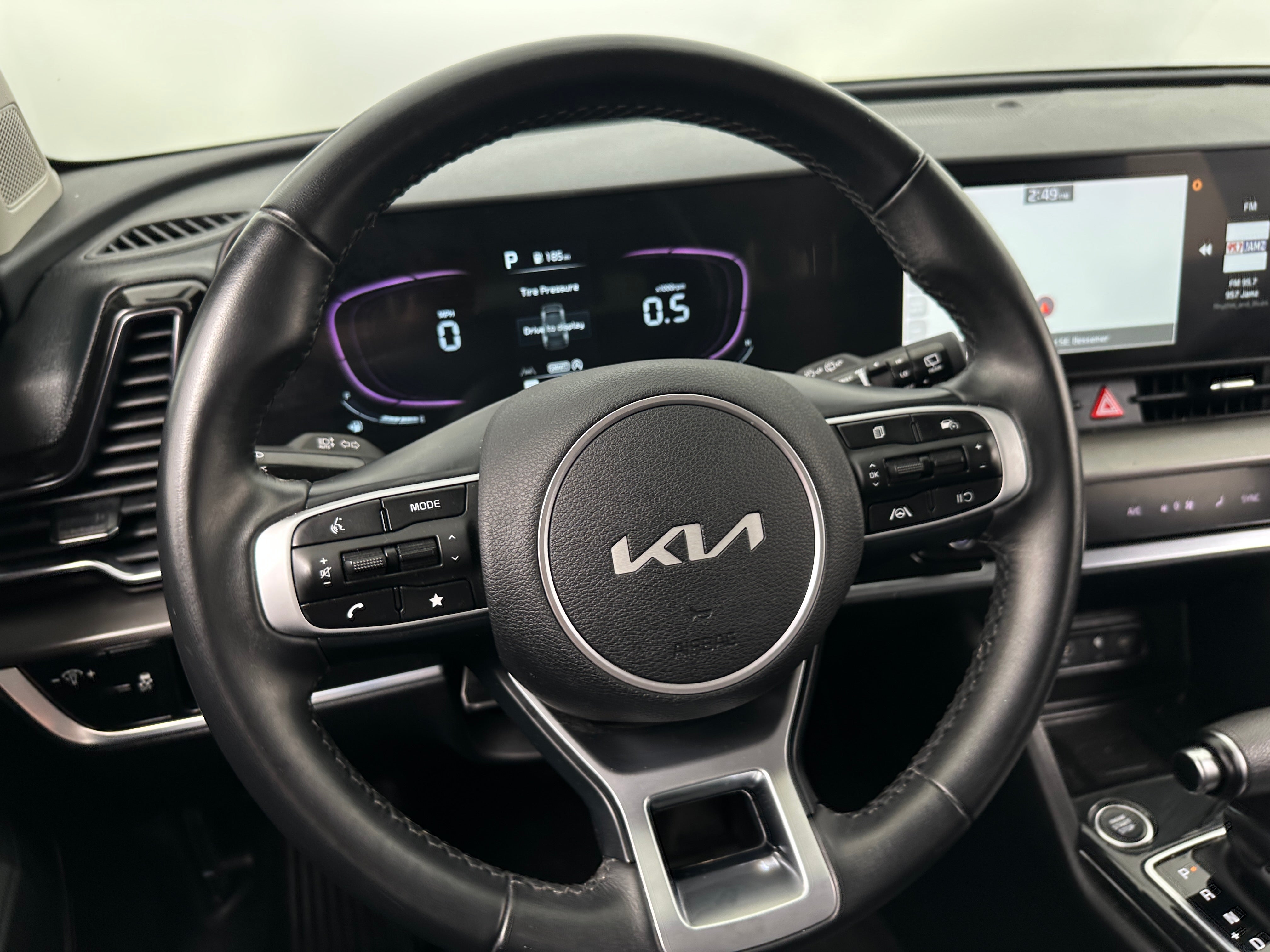 2023 Kia Sportage EX 4
