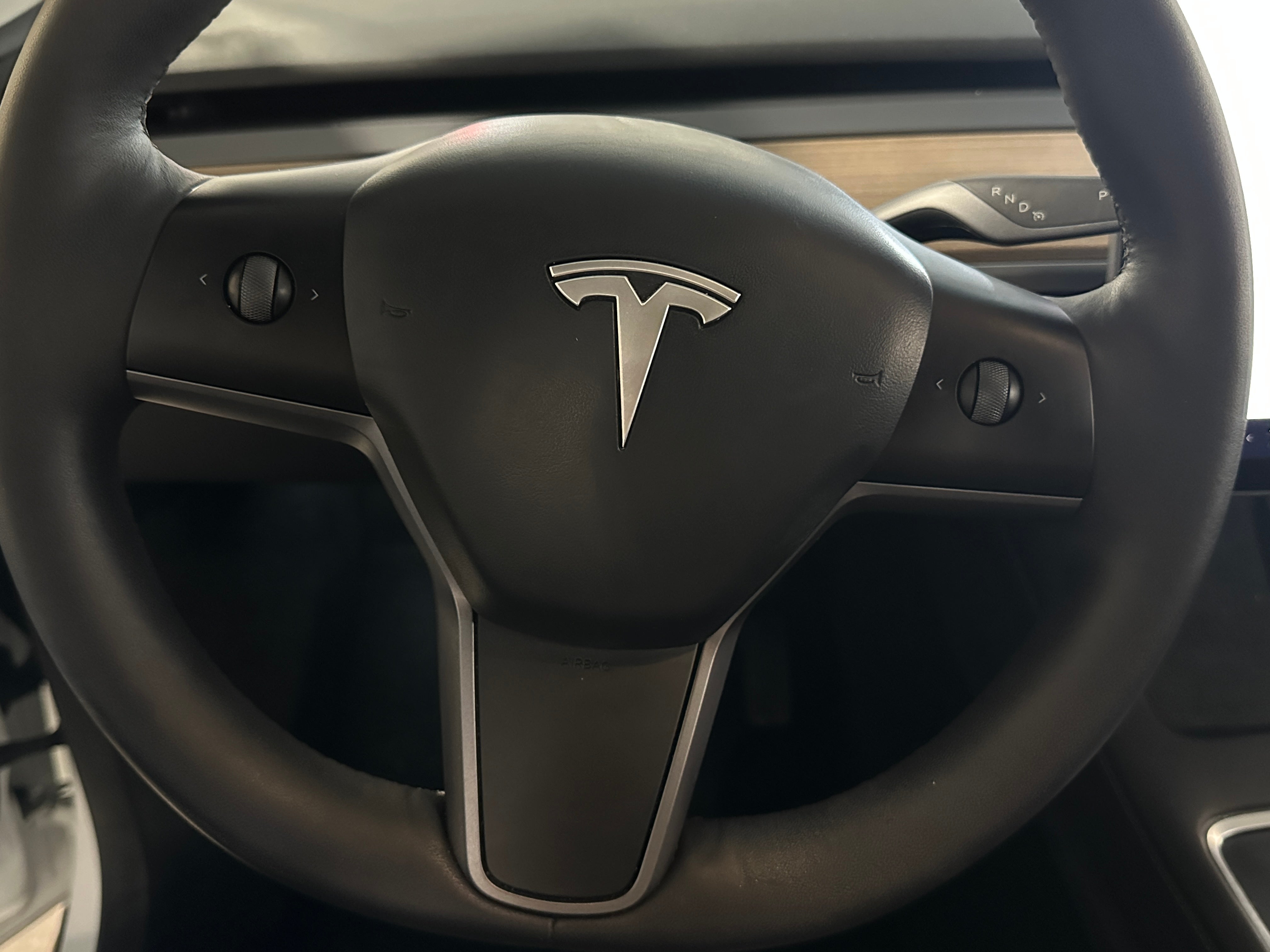 2023 Tesla Model Y Long Range 4