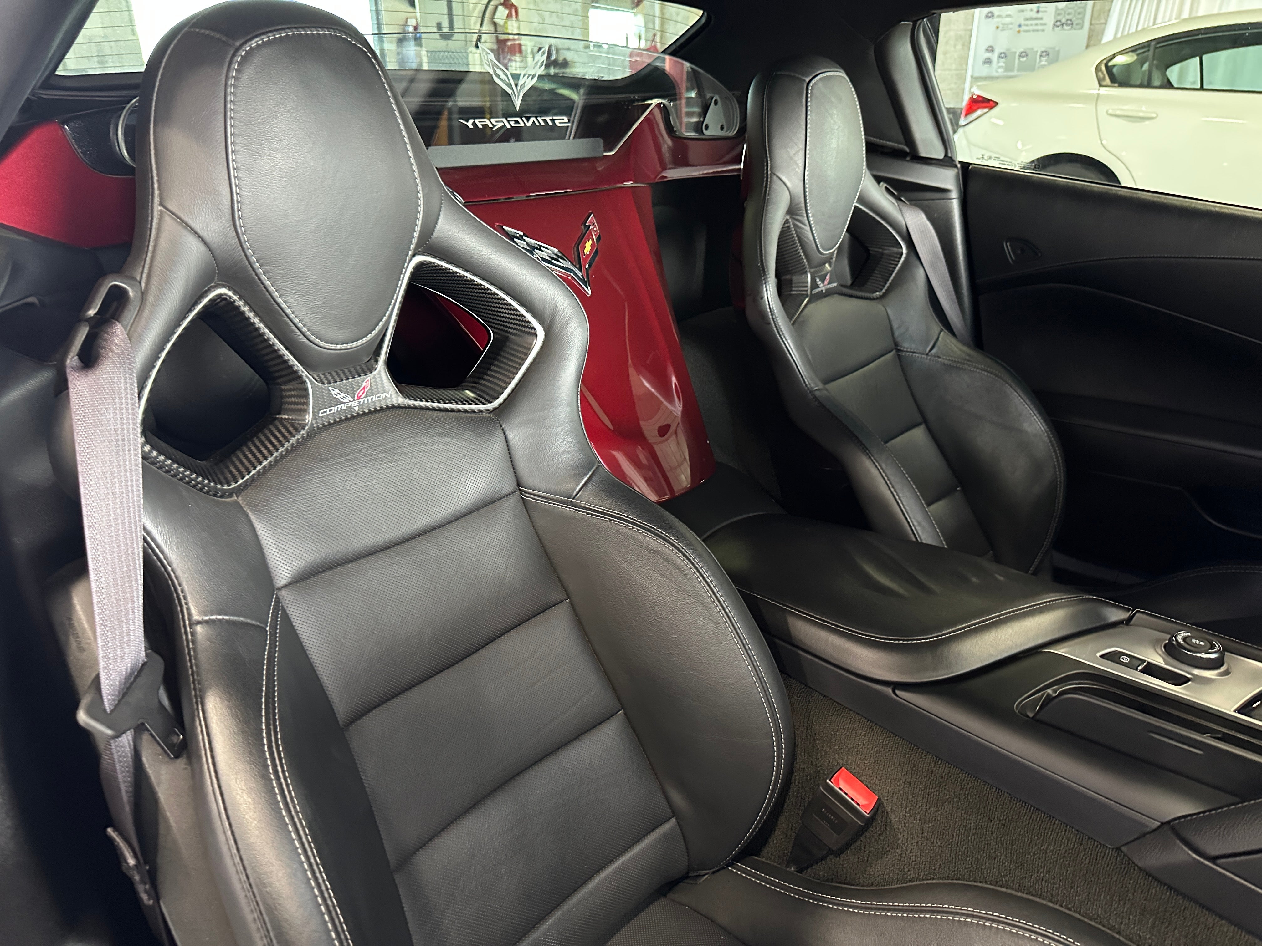 2016 Chevrolet Corvette Stingray 2