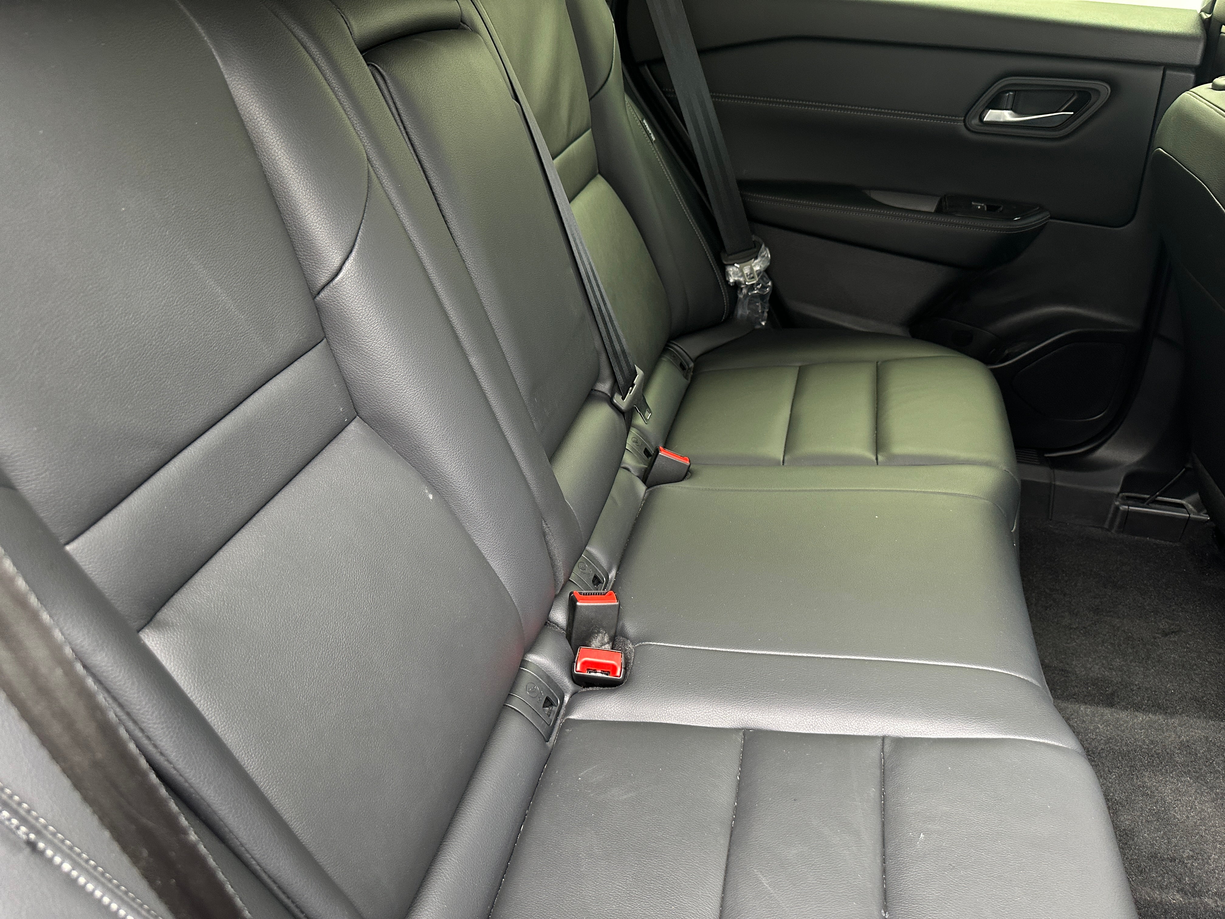 2024 Nissan Rogue SL 5