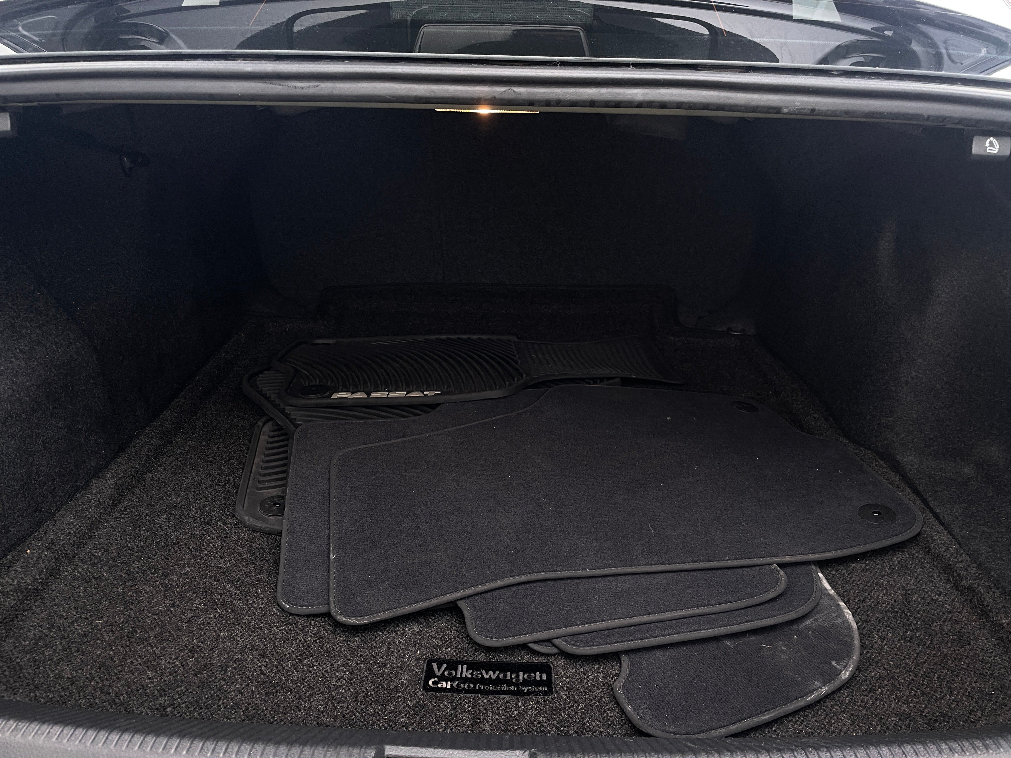 2018 Volkswagen Passat GT 6