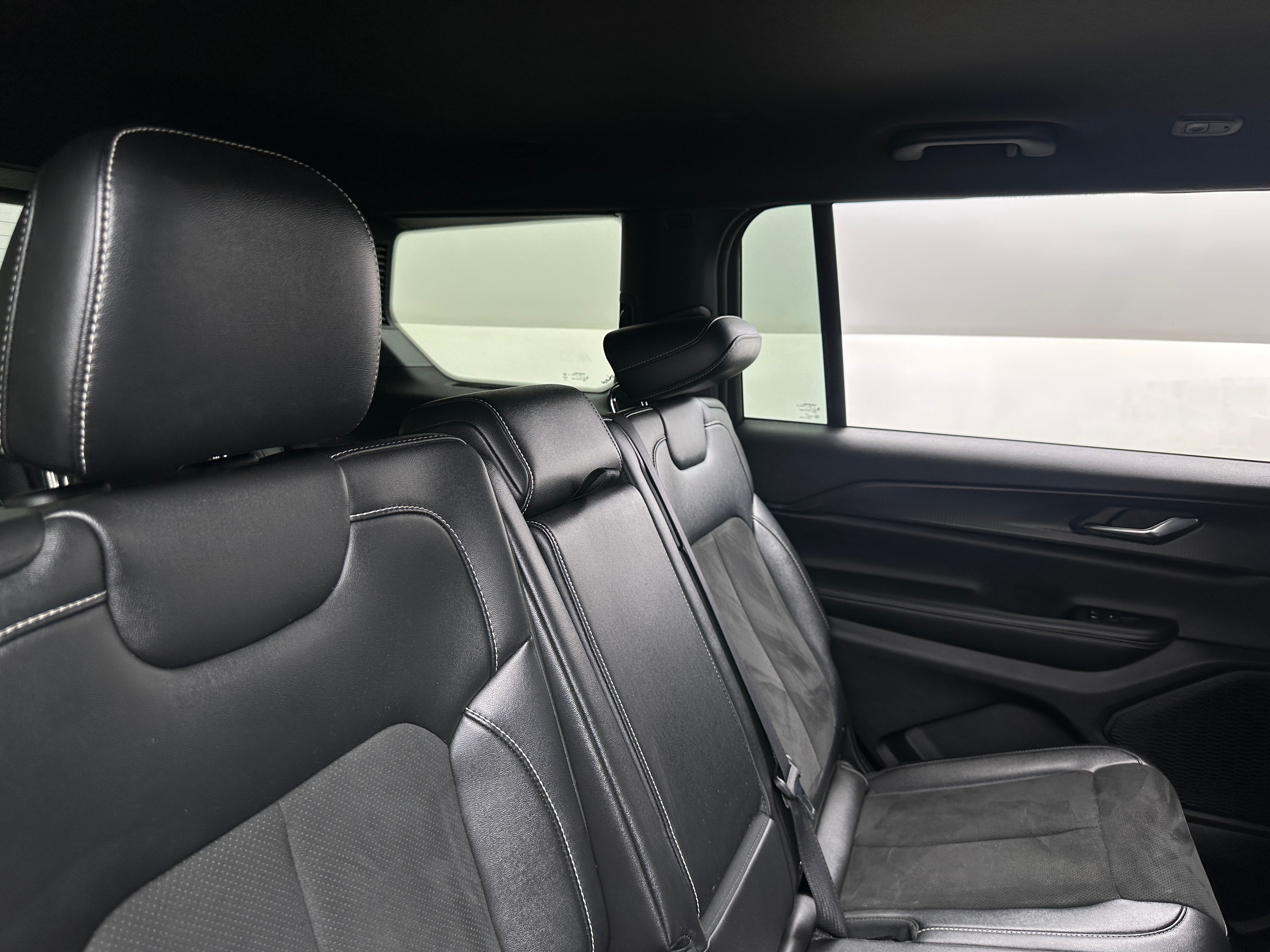 2024 Jeep Grand Cherokee L Altitude 6