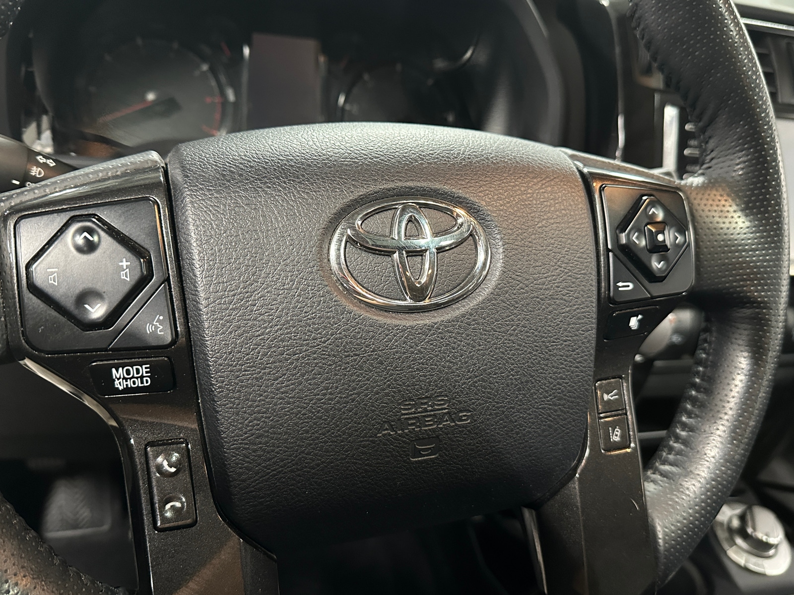 Thumbnail: 2023 Toyota 4Runner - 4