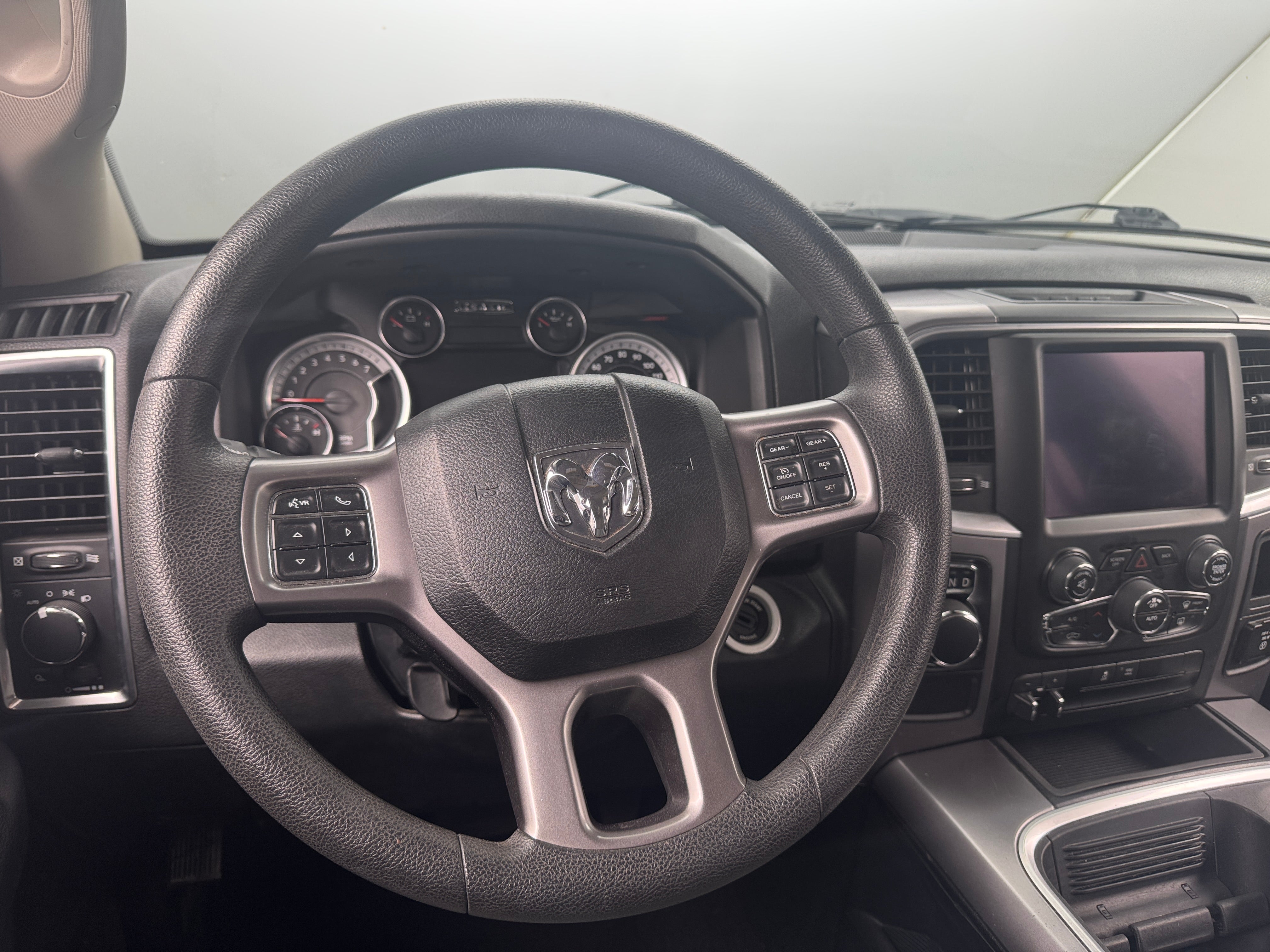 2023 RAM 1500 Classic SLT 5