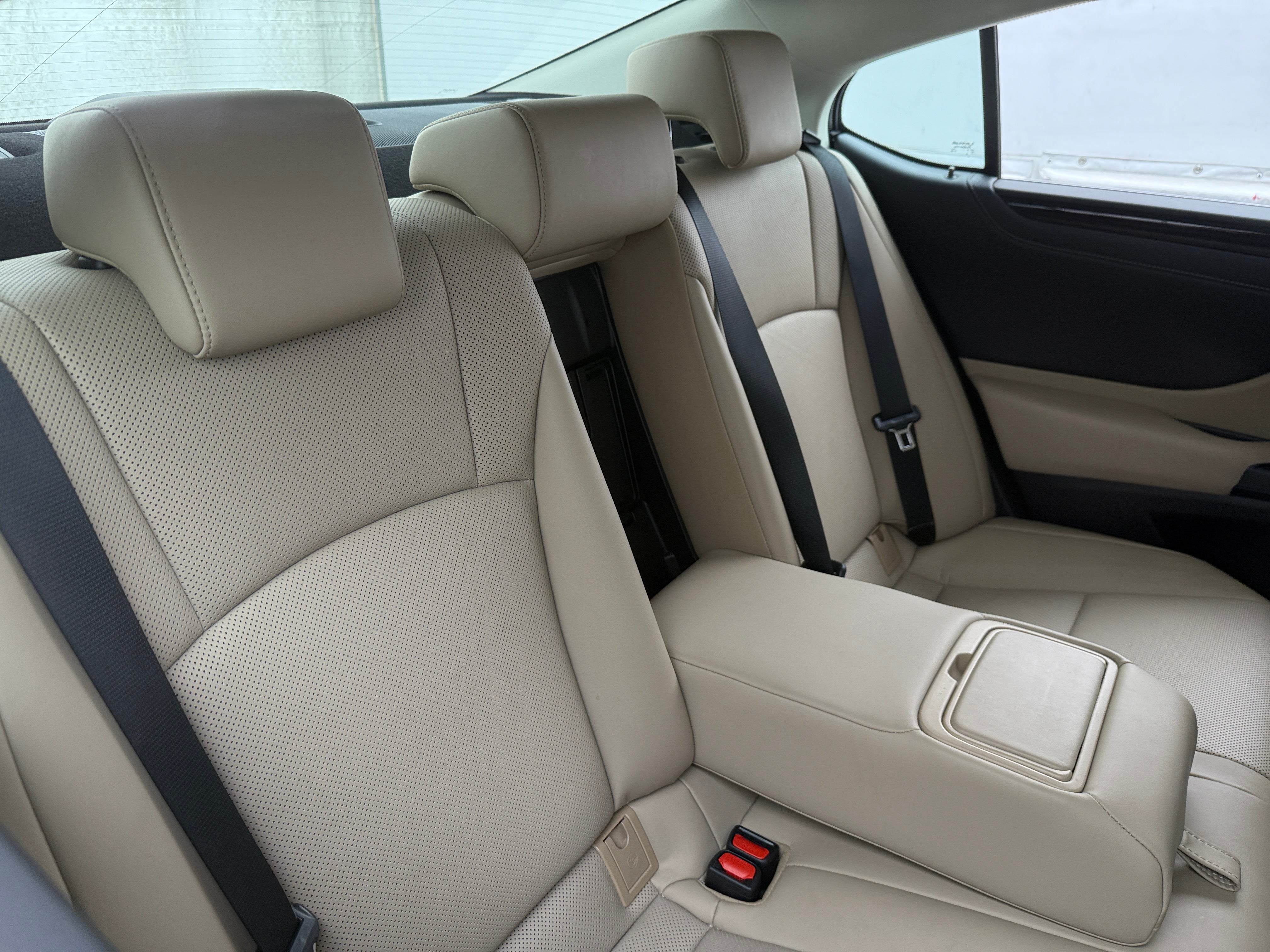 2021 Lexus ES Hybrid 300h 5
