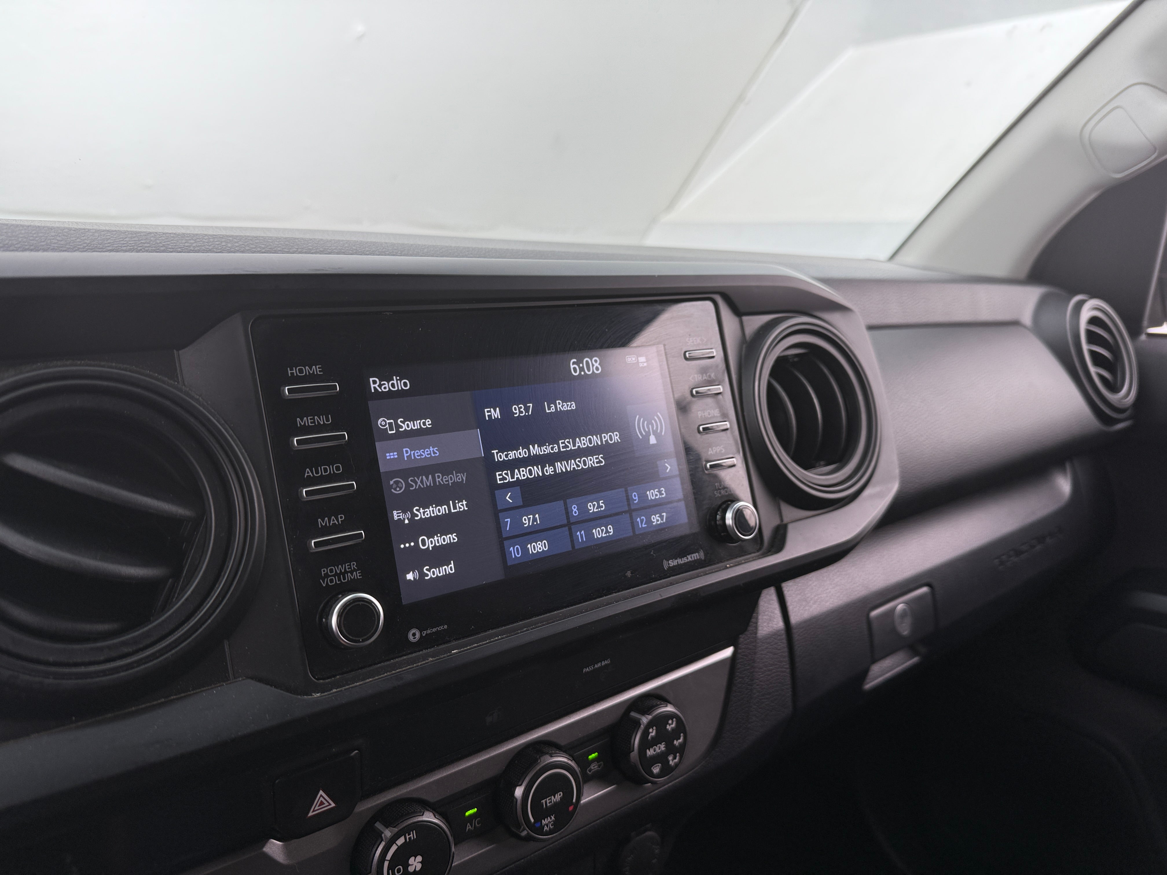 2022 Toyota Tacoma SR5 4