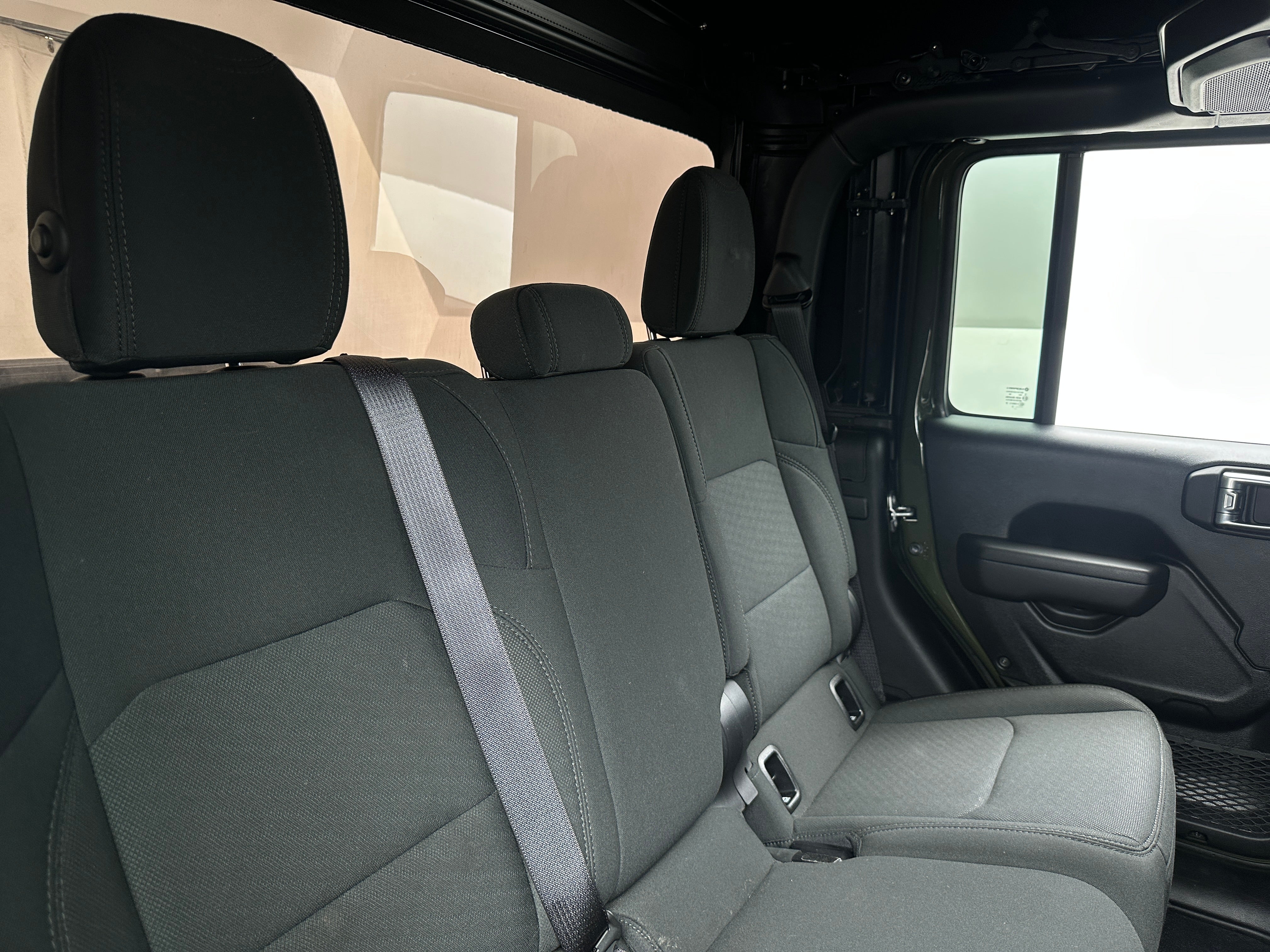 2022 Jeep Gladiator Sport S 6