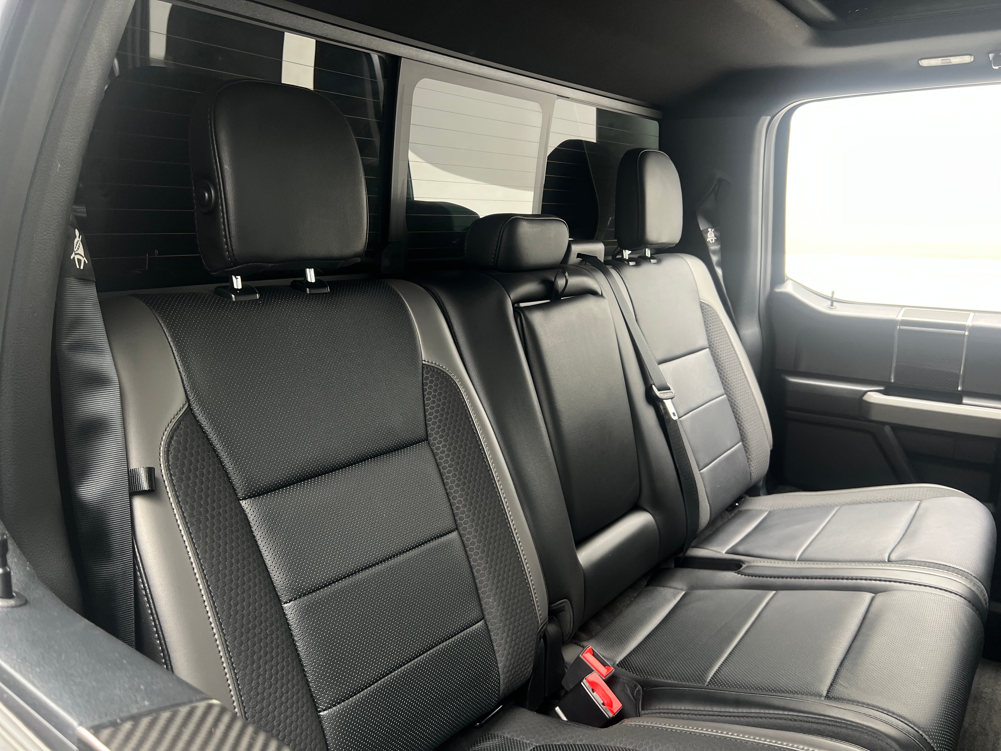 2019 Ford Econoline E-150 5