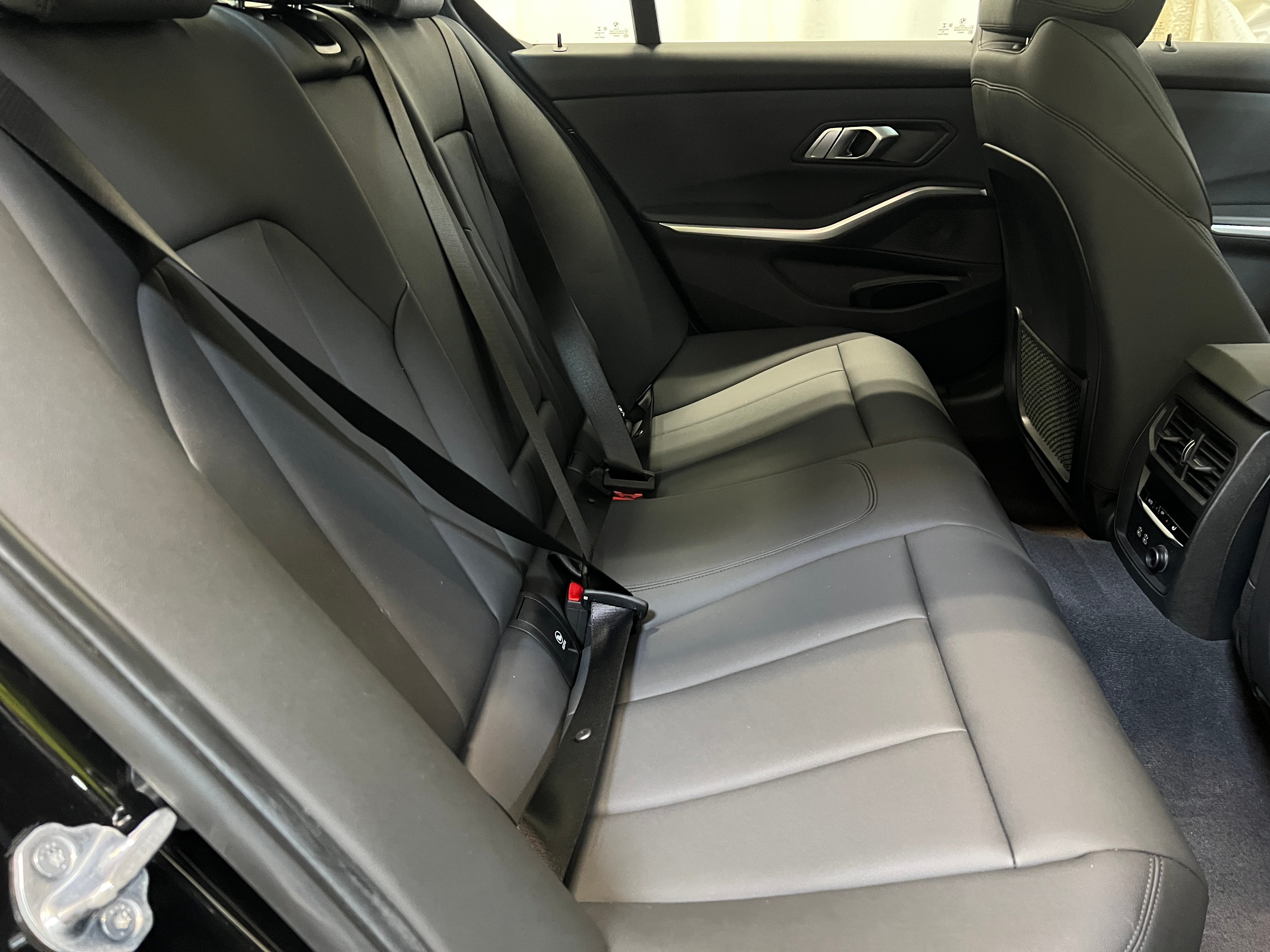 2019 BMW 3 Series 330i 5