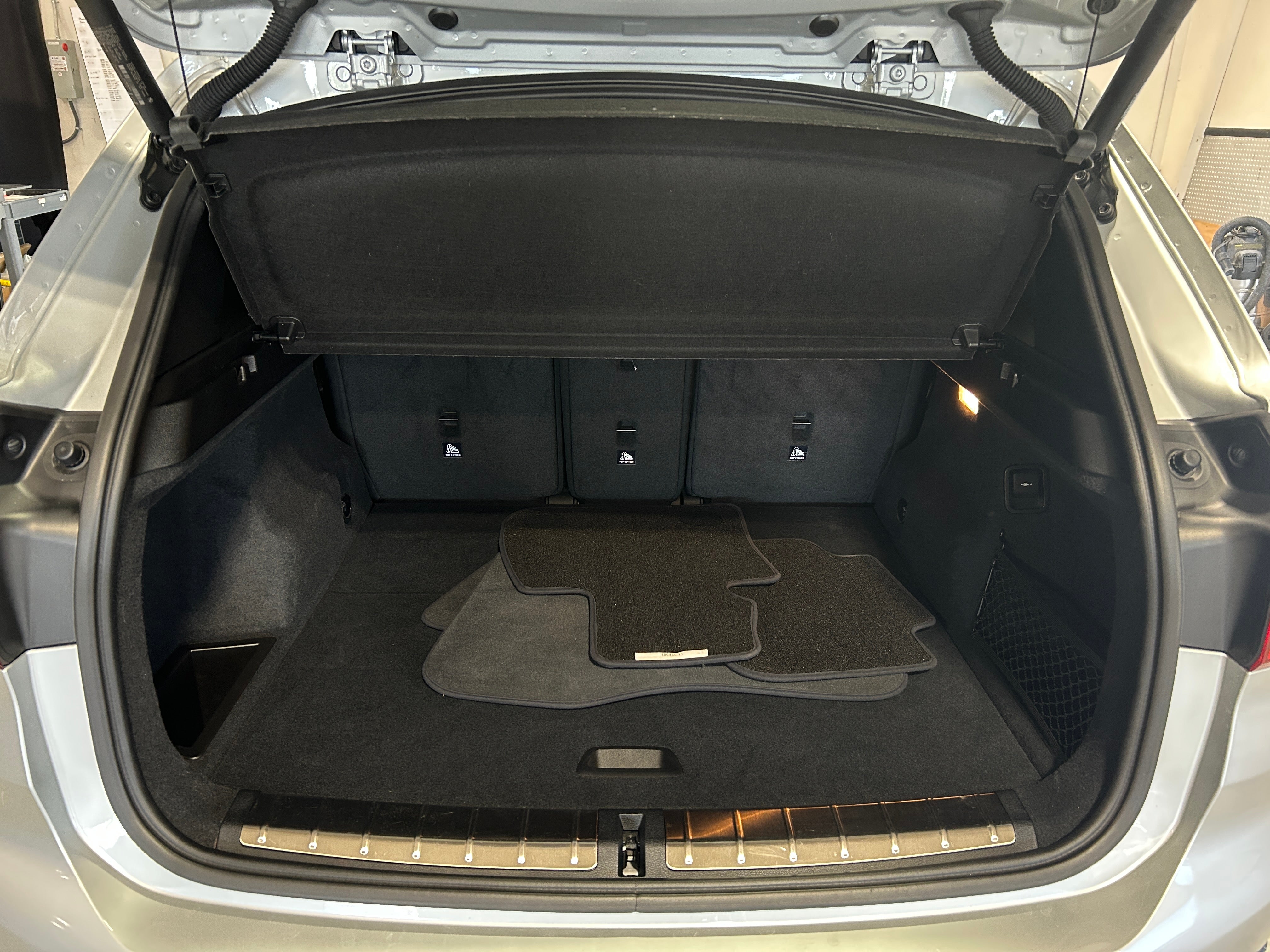 2018 BMW X1 xDrive28i 6