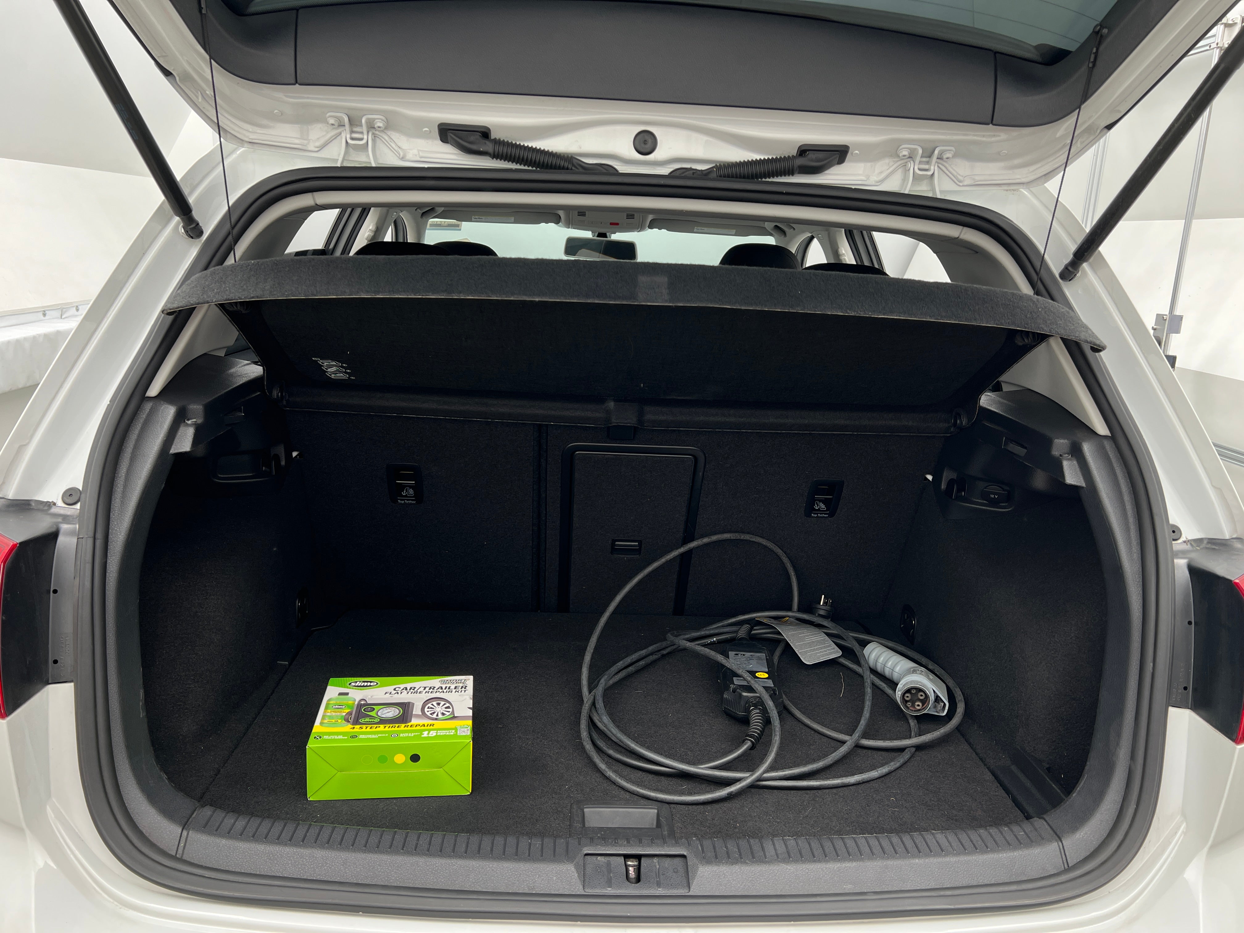 2016 Volkswagen e-Golf SE 7