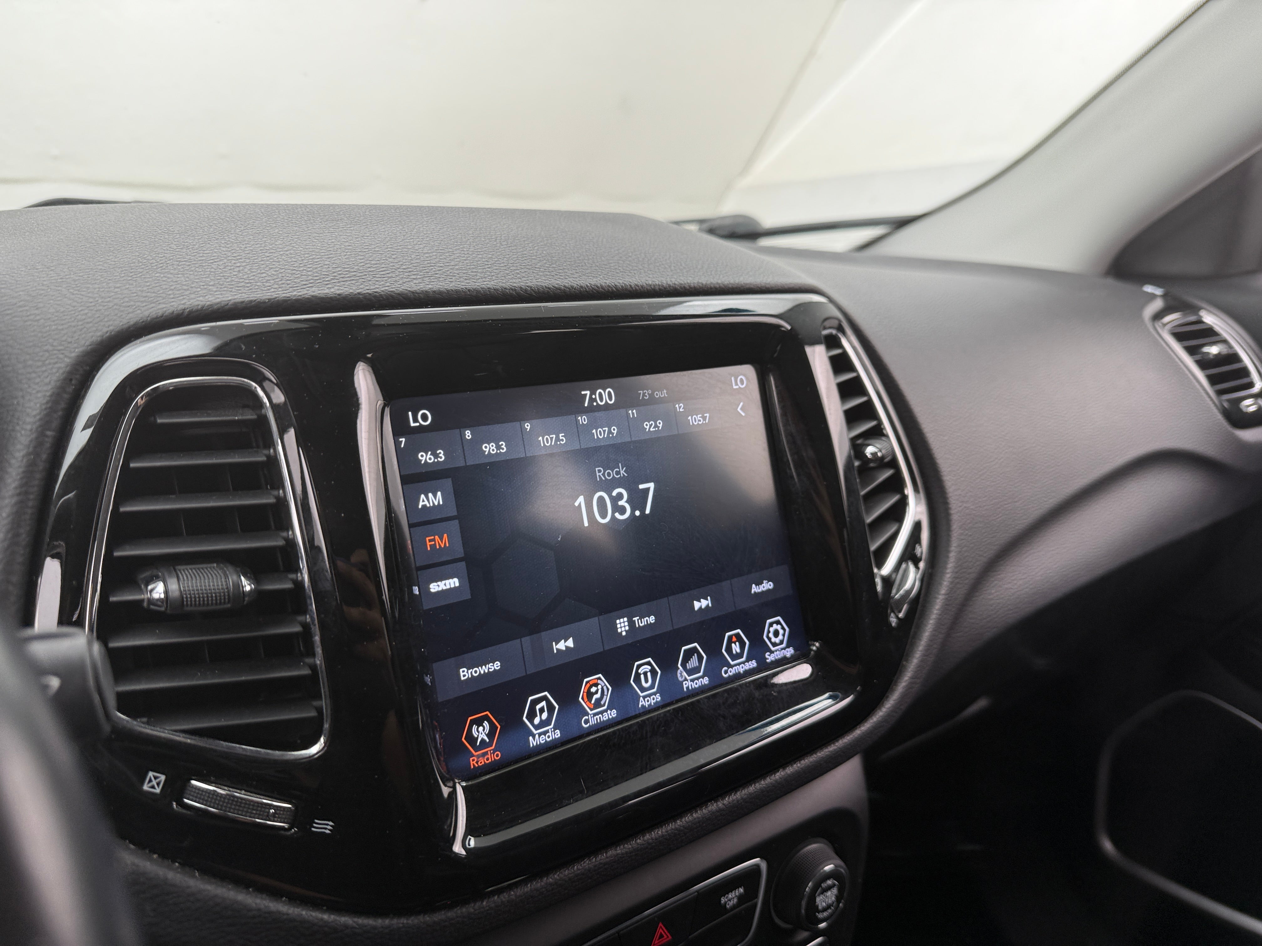2018 Jeep Compass Limited 3