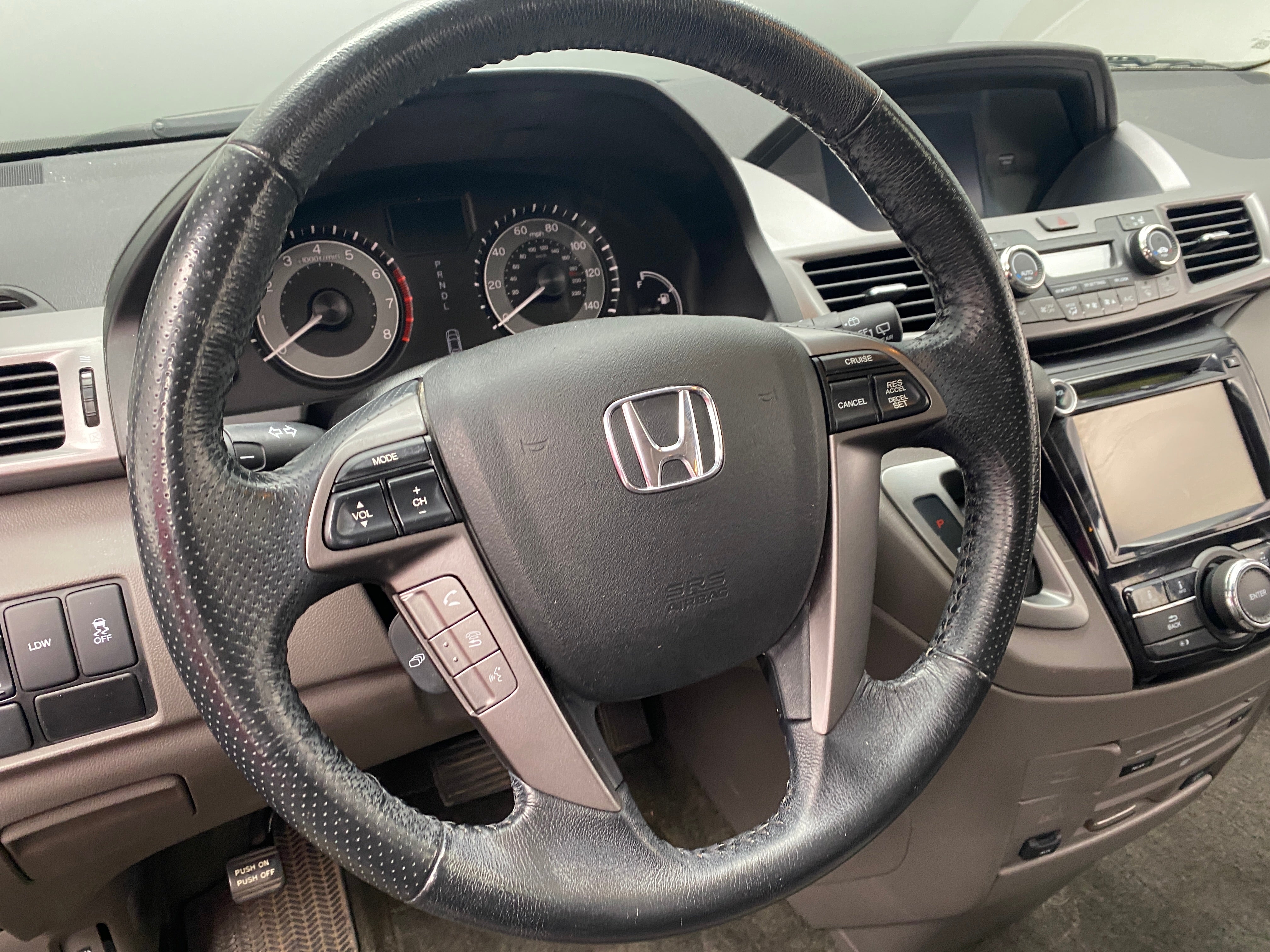 2015 Honda Odyssey EX-L 4