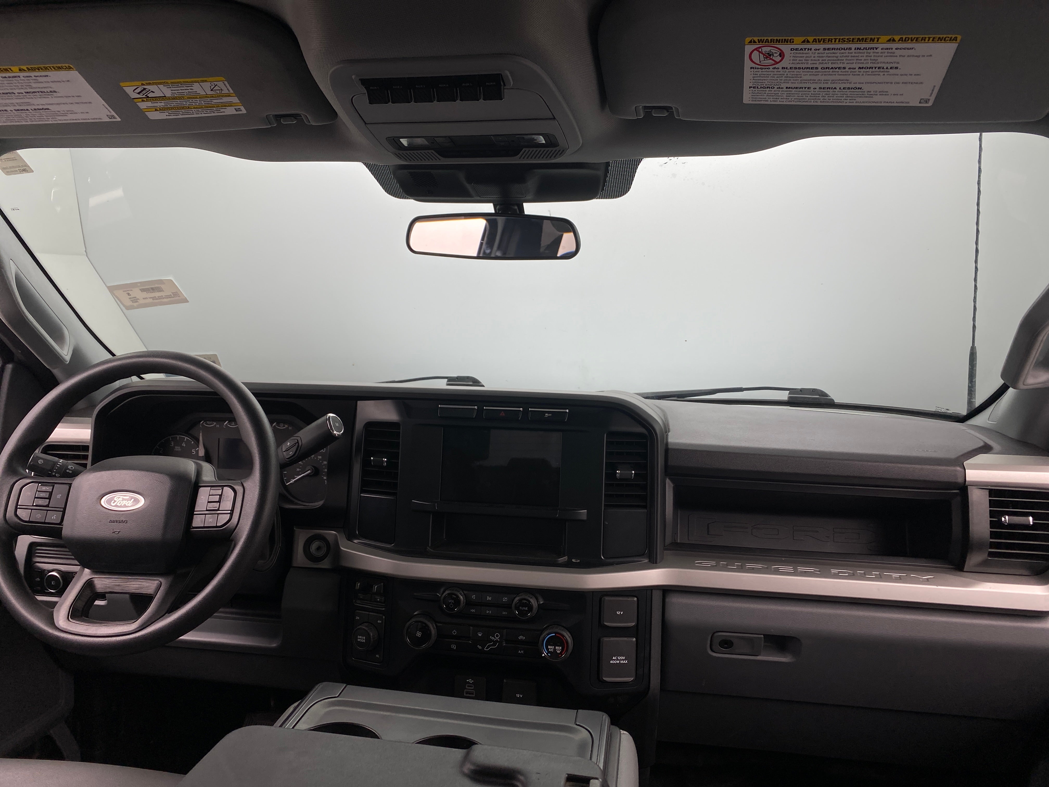 2023 Ford Econoline E-250 3