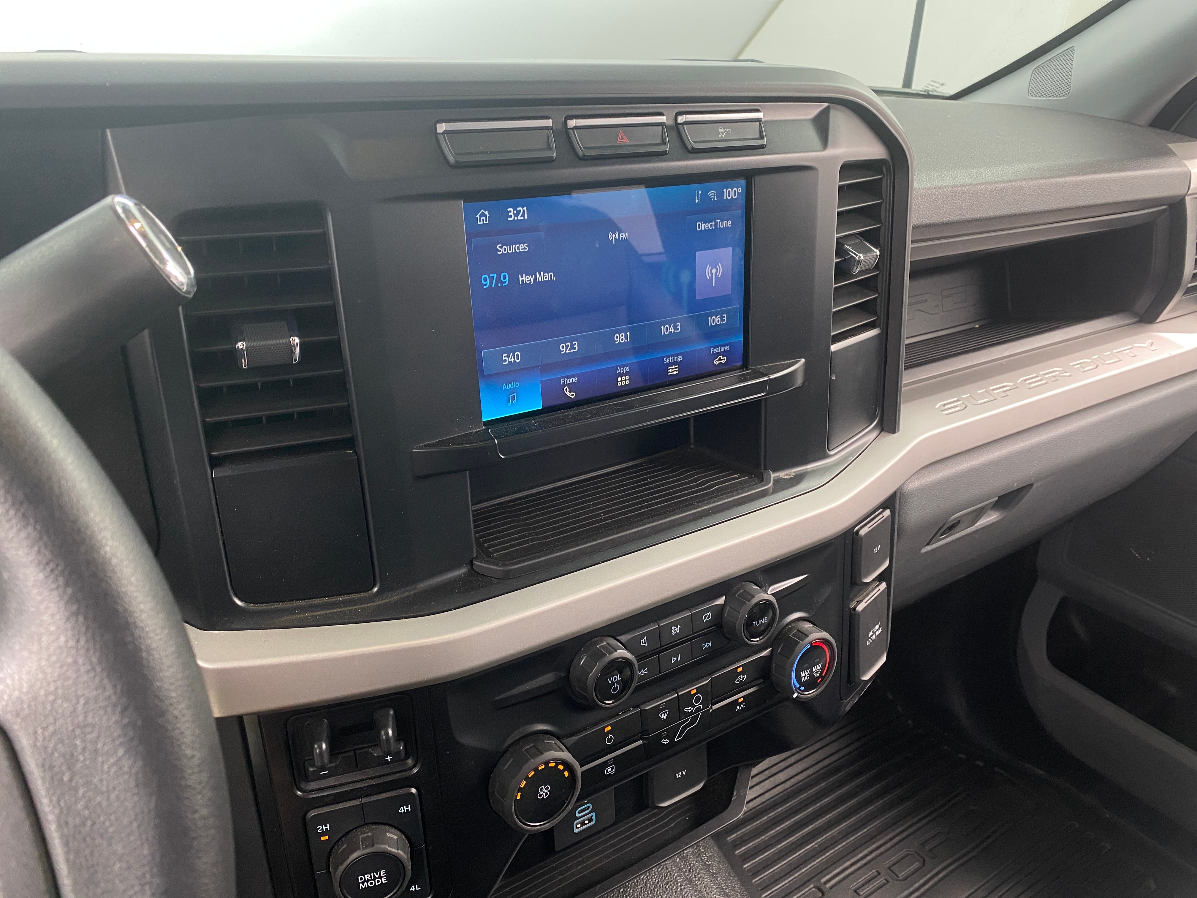 2023 Ford Econoline E-250 4
