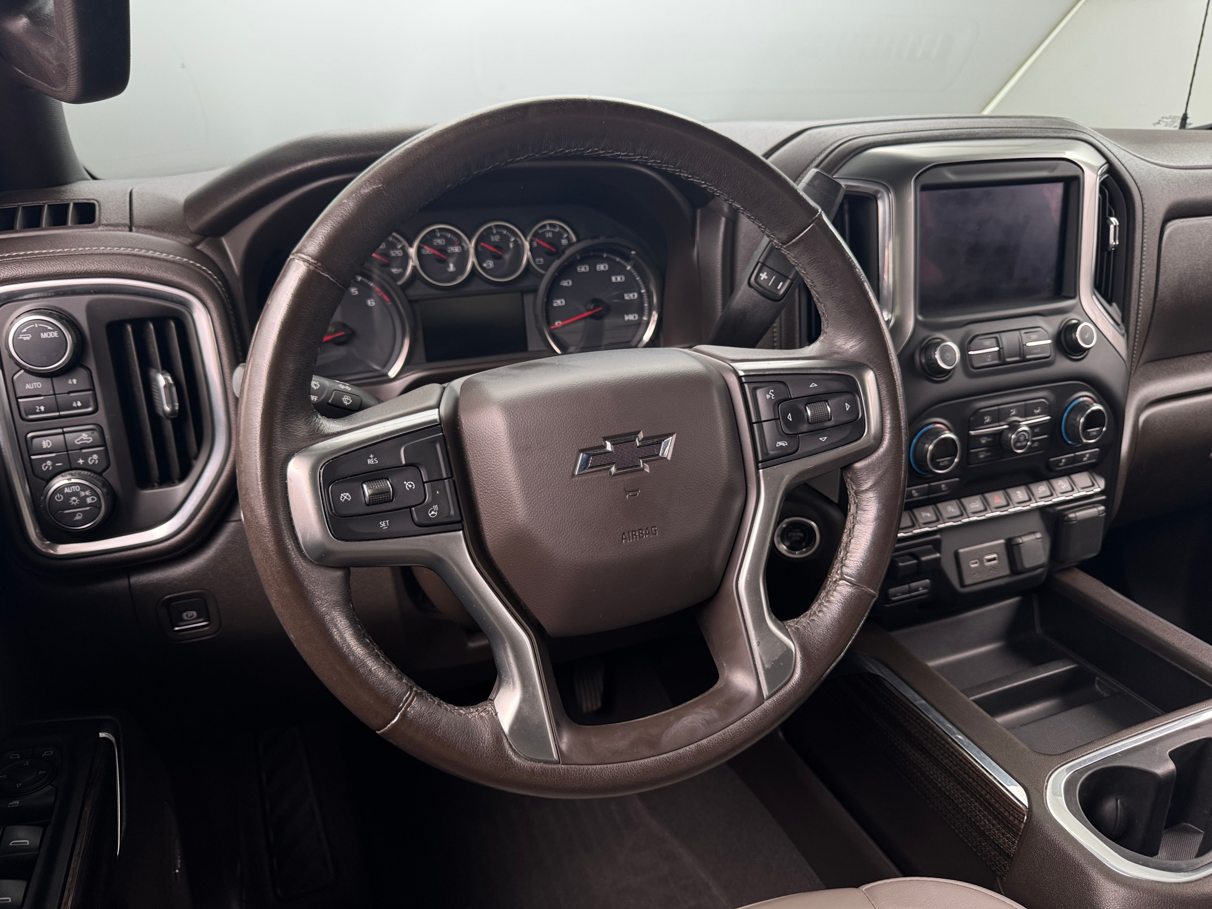 2020 Chevrolet Silverado 1500  4