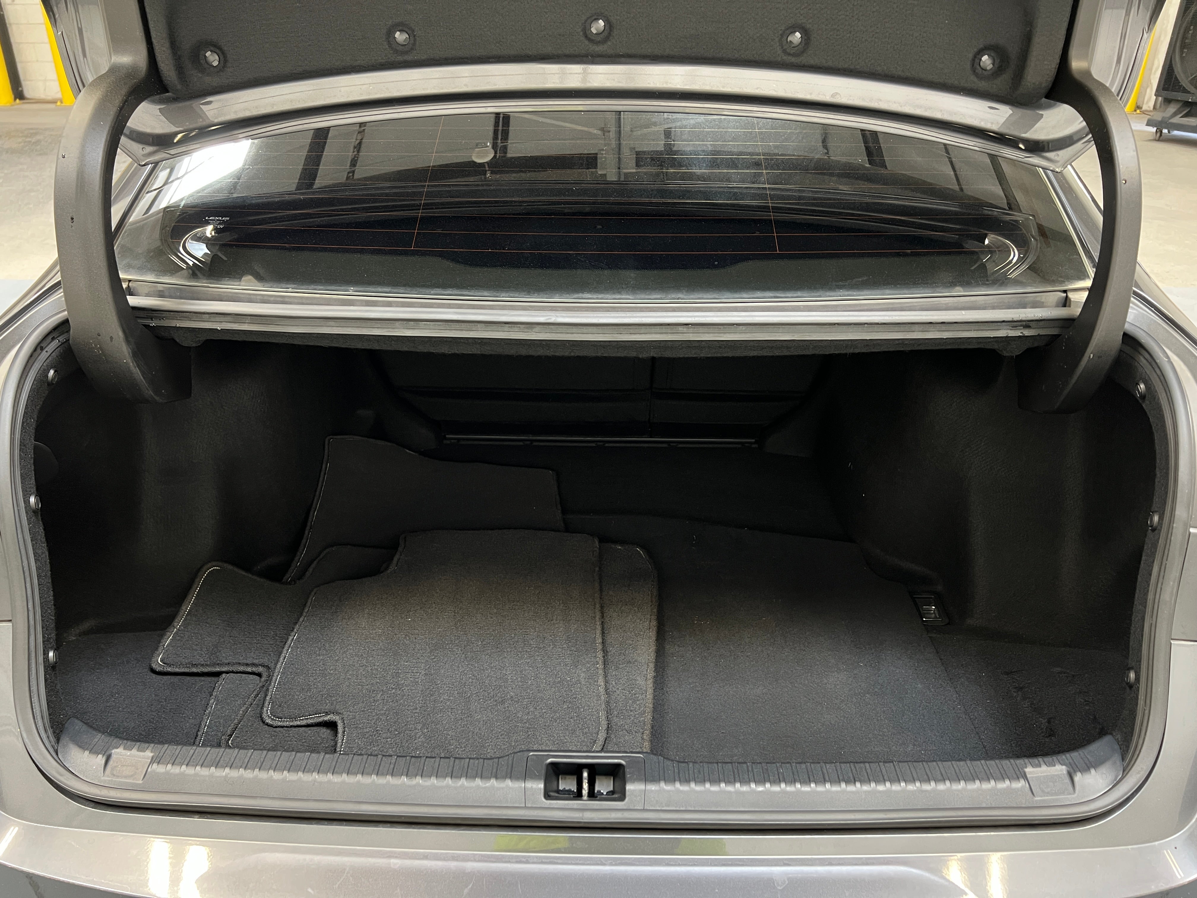 2022 Lexus IS 350 6