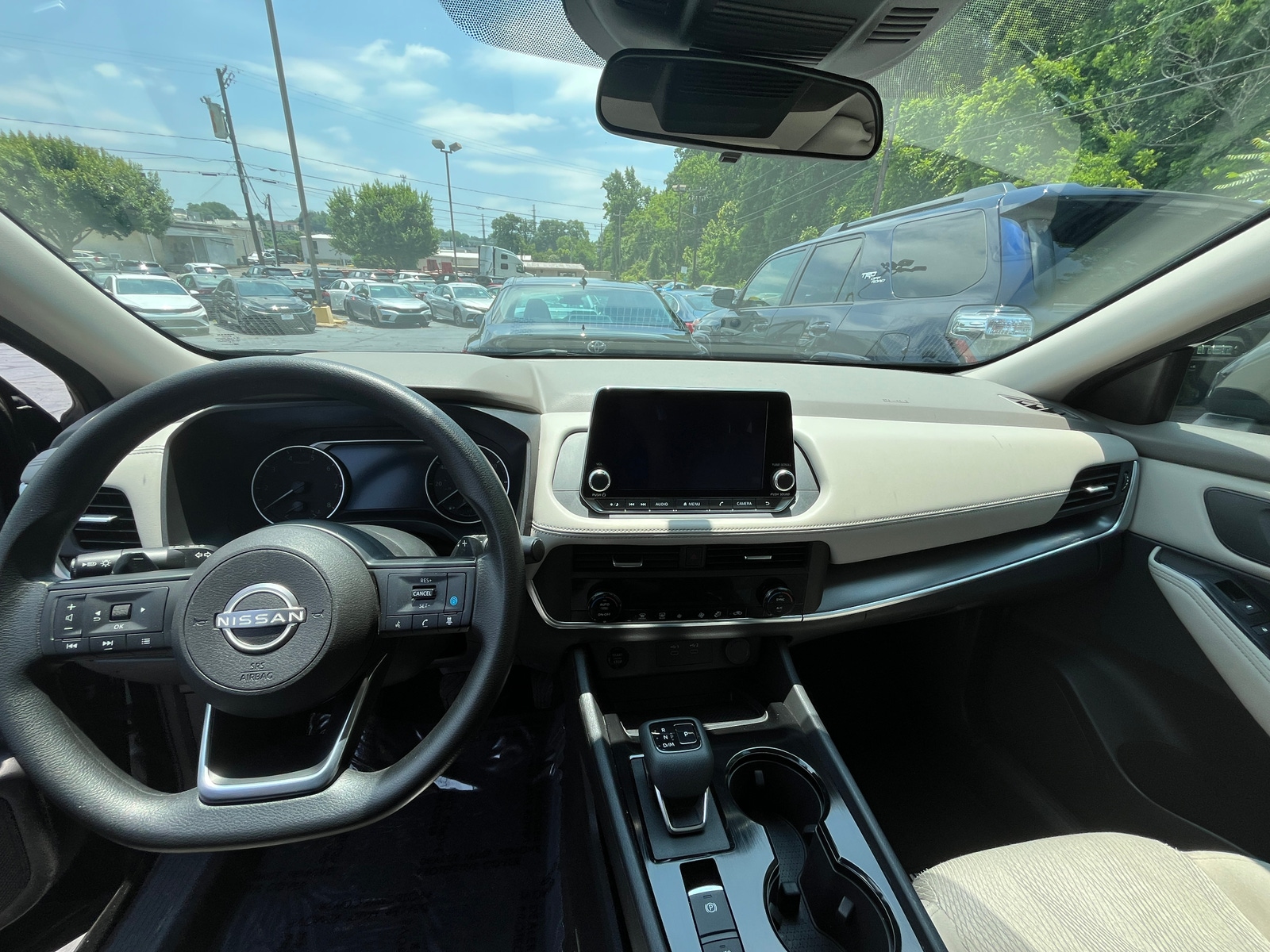 Thumbnail: 2024 Nissan Rogue - 3