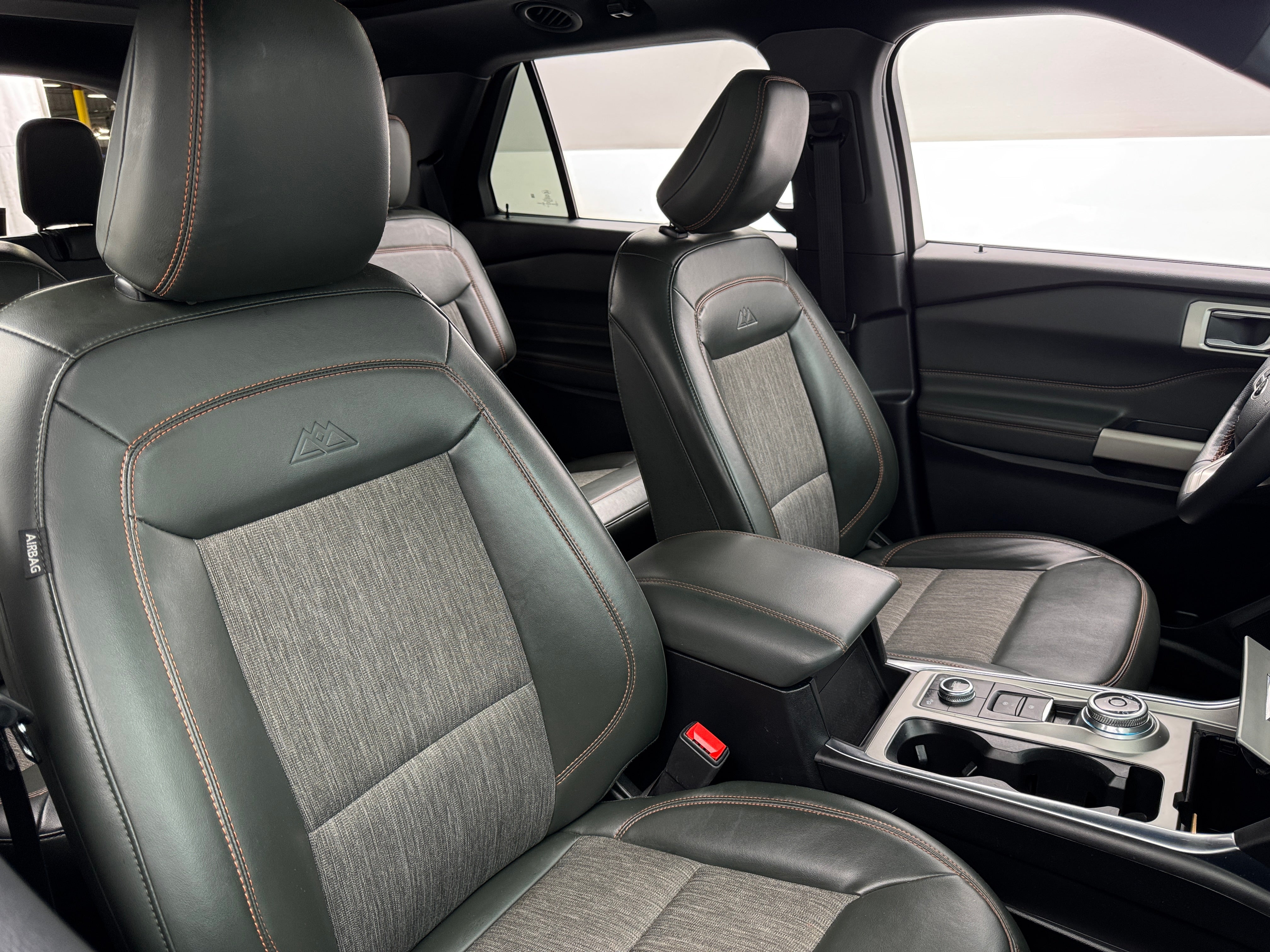 2022 Ford Explorer Timberline 2