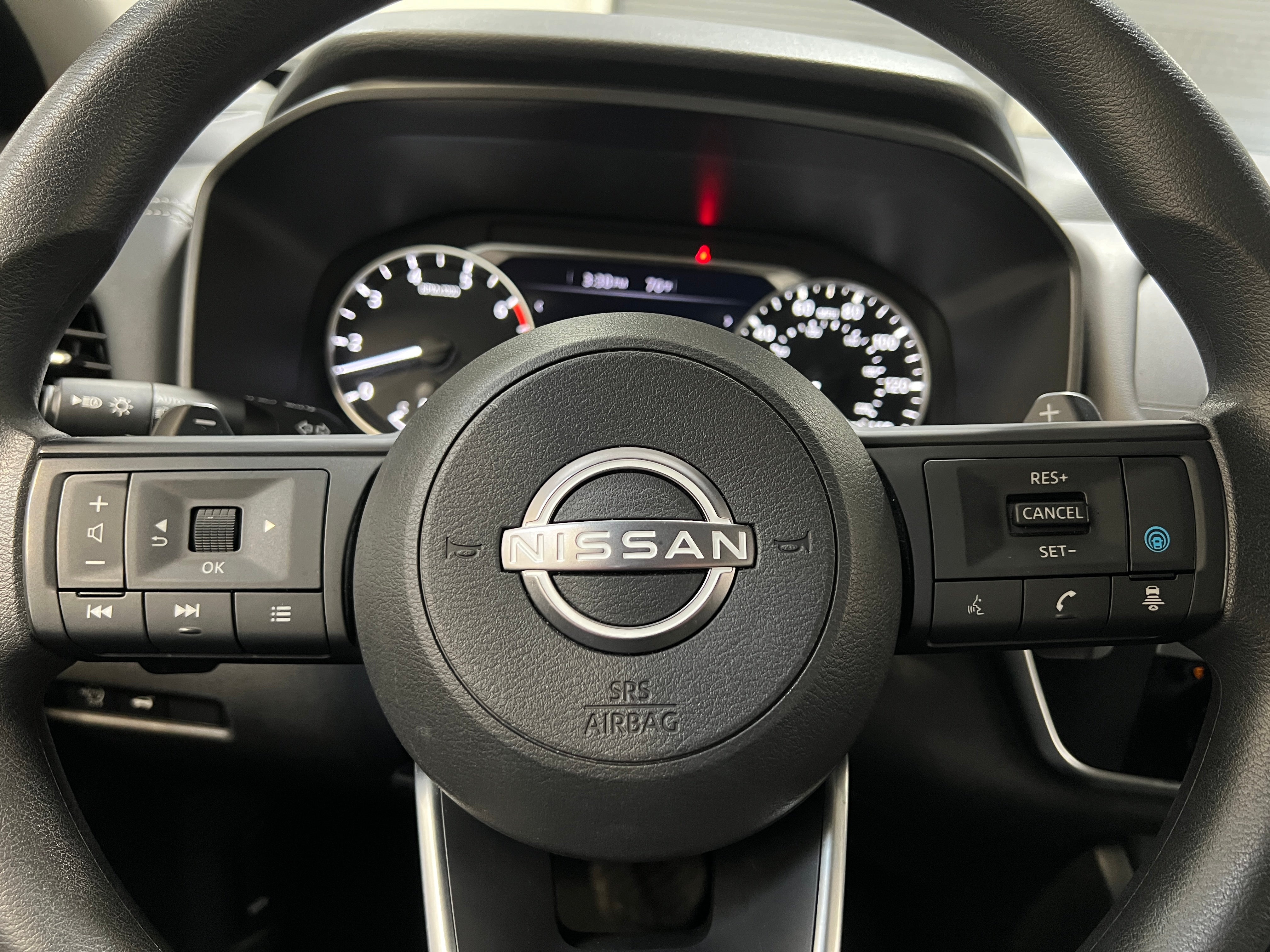 2024 Nissan Rogue SV 5