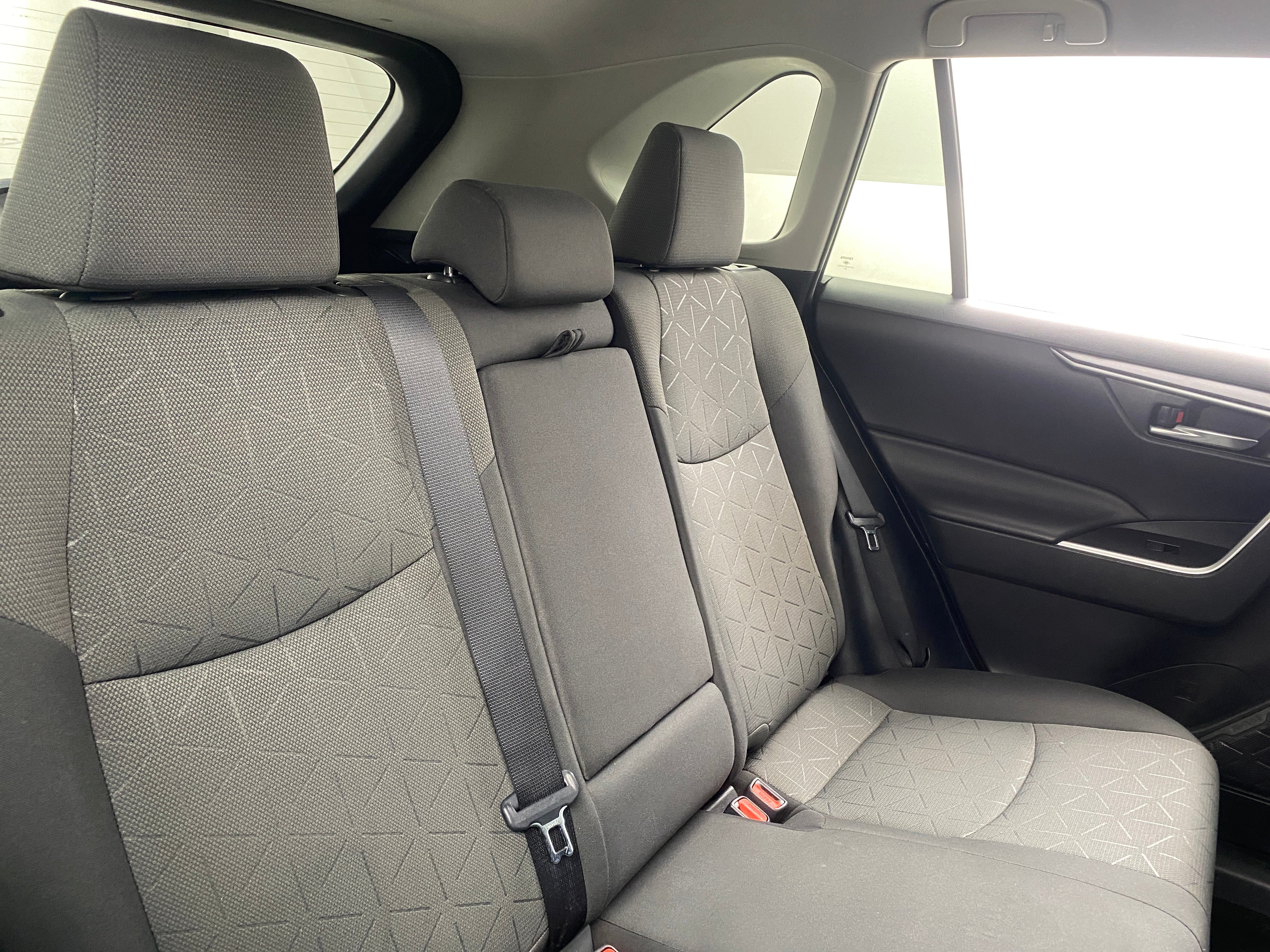 2021 Toyota RAV4 XLE 6