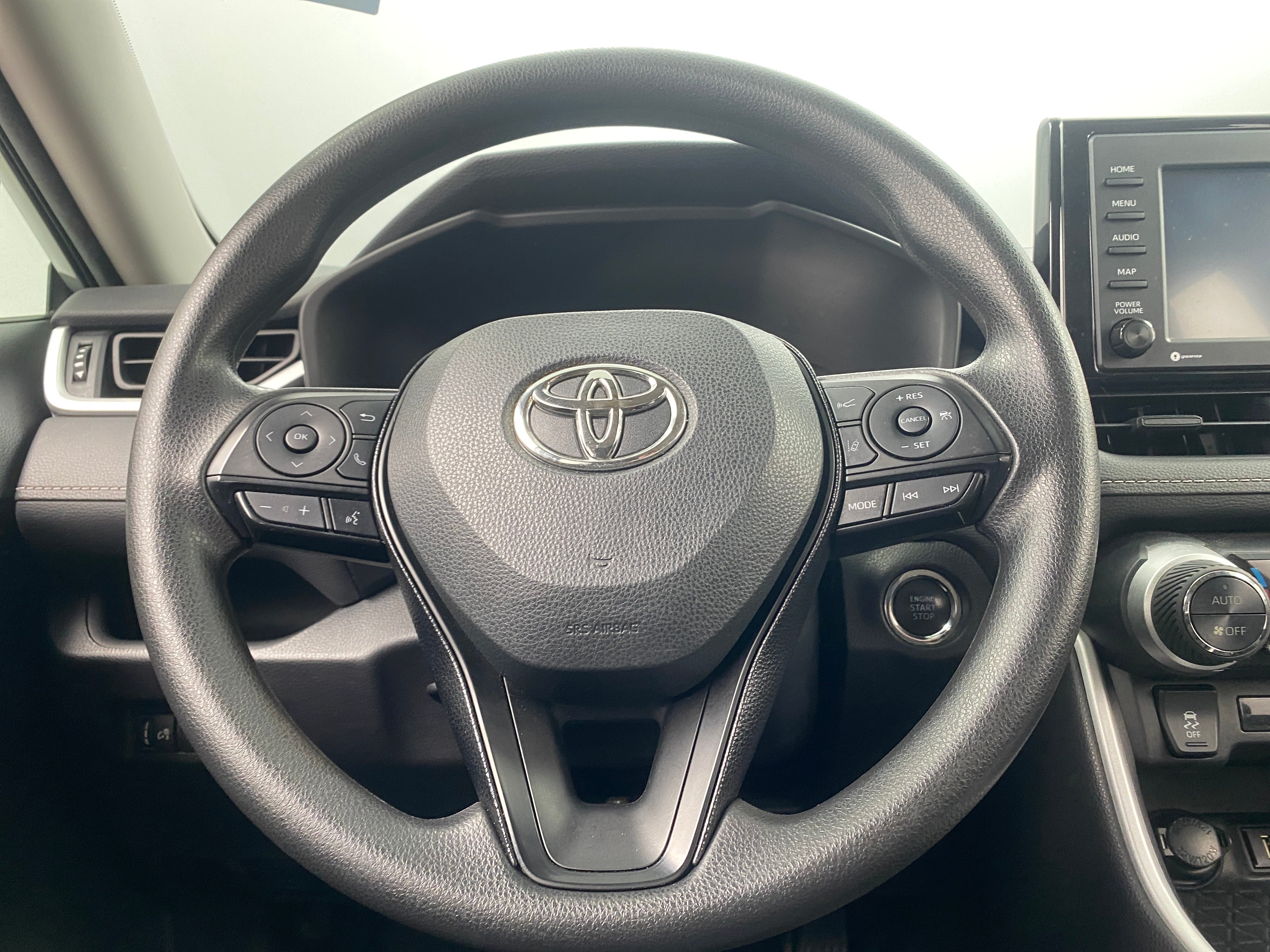 2021 Toyota RAV4 XLE 5