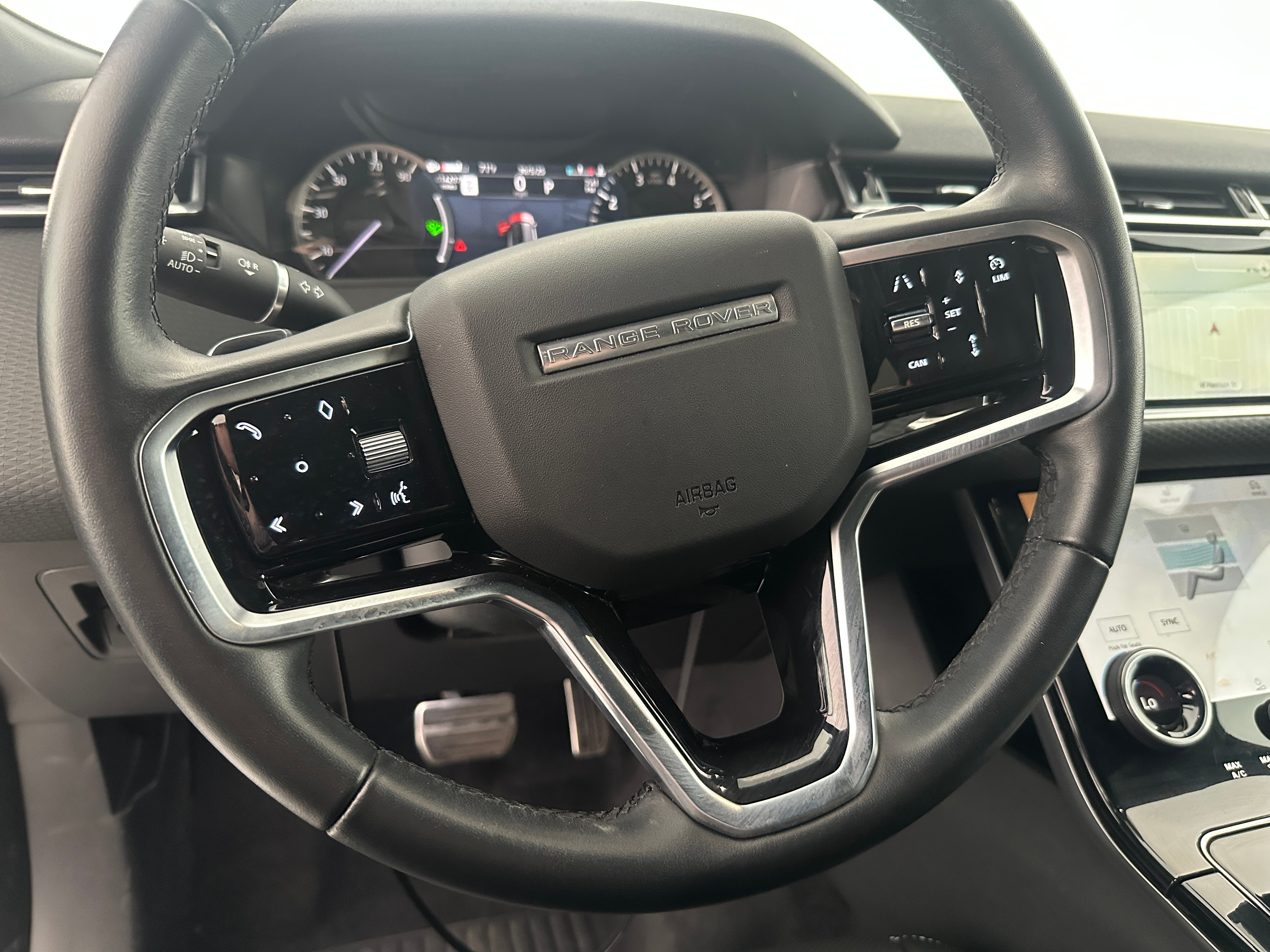 2023 Land Rover Range Rover Velar R-Dynamic S 5