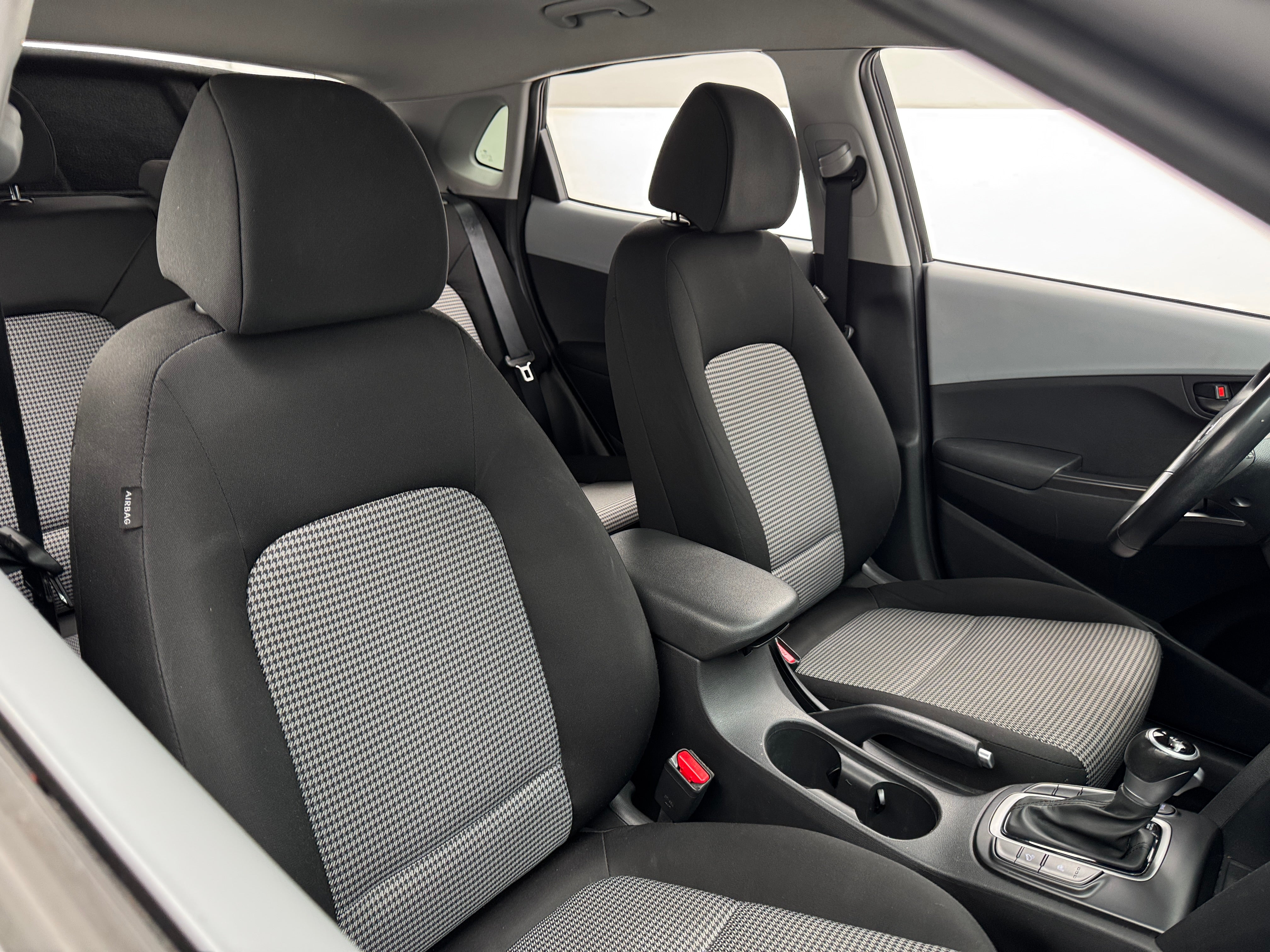 2020 Hyundai Kona SEL 2