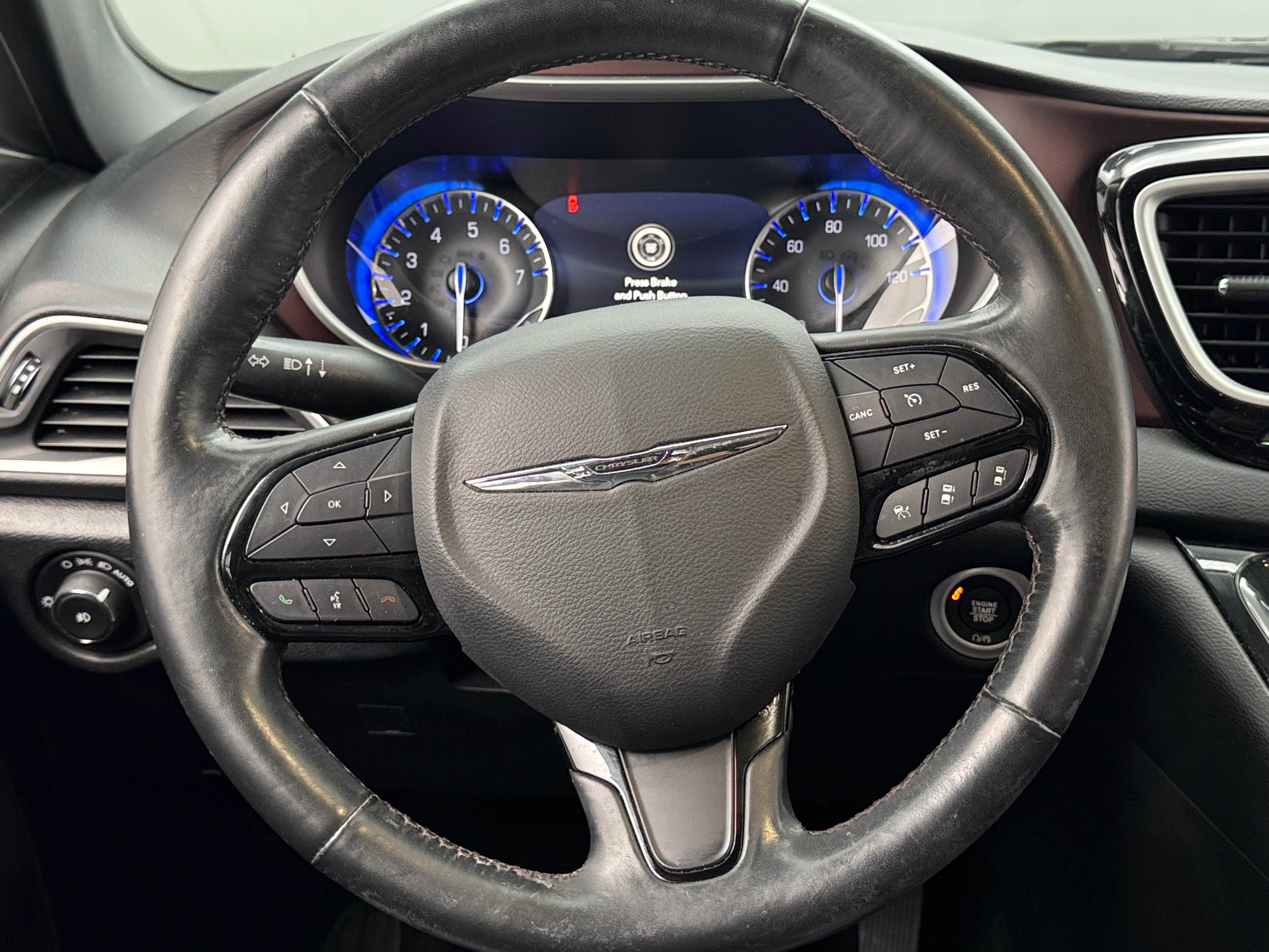 2020 Chrysler Pacifica Touring L 35th Anniversary 4