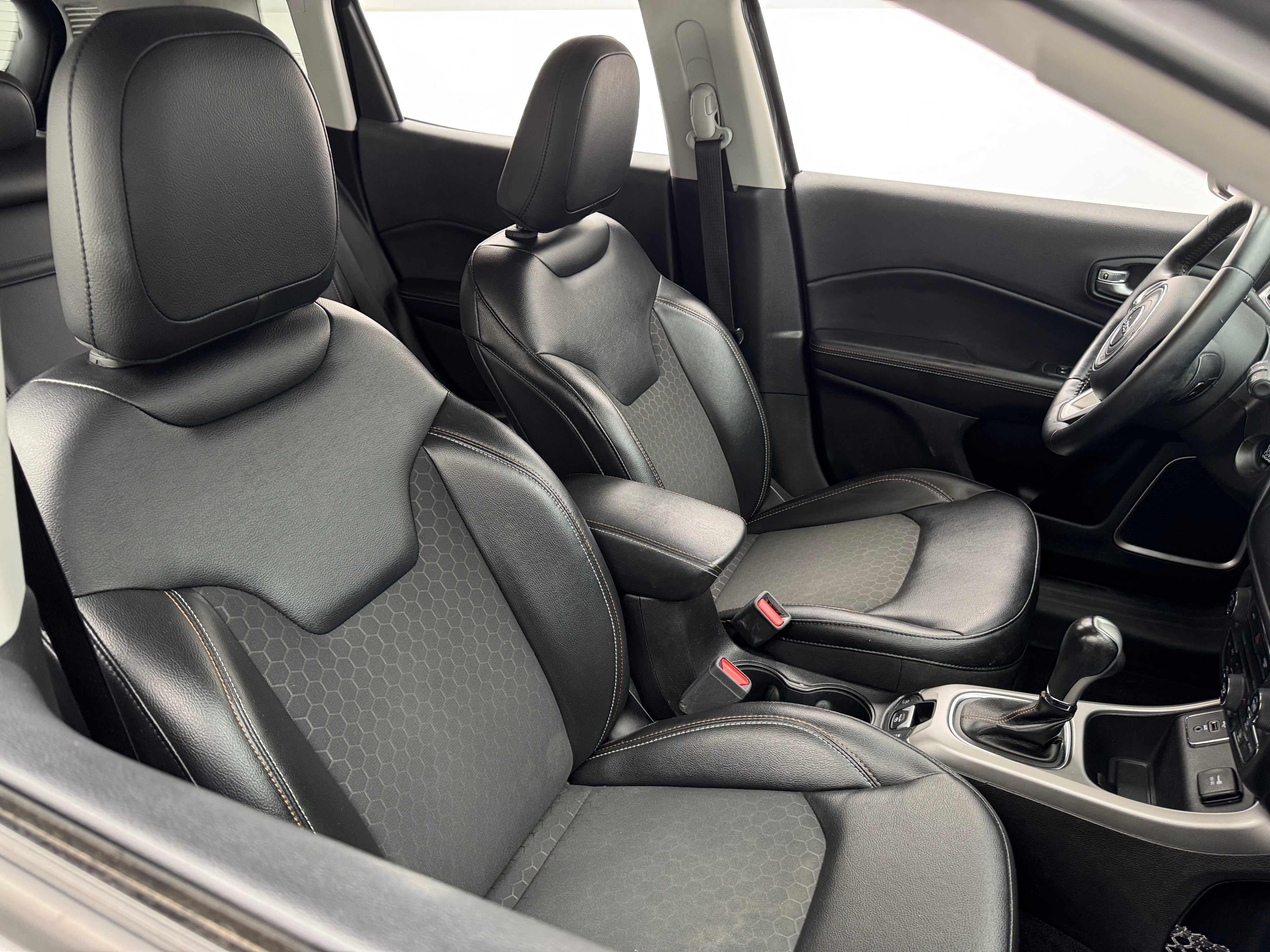 2018 Jeep Compass Latitude 2