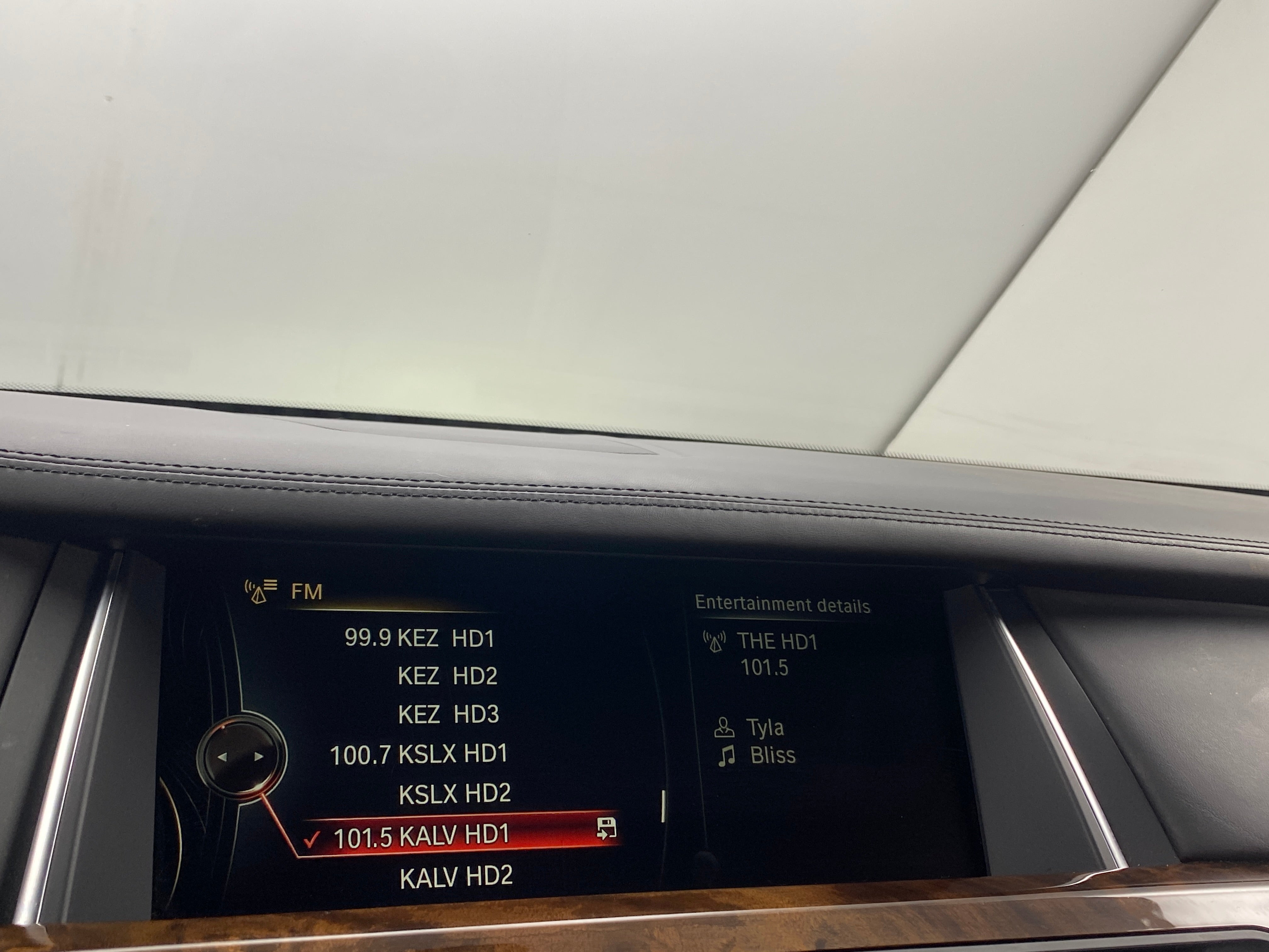 2015 BMW 7 Series 750Li 3