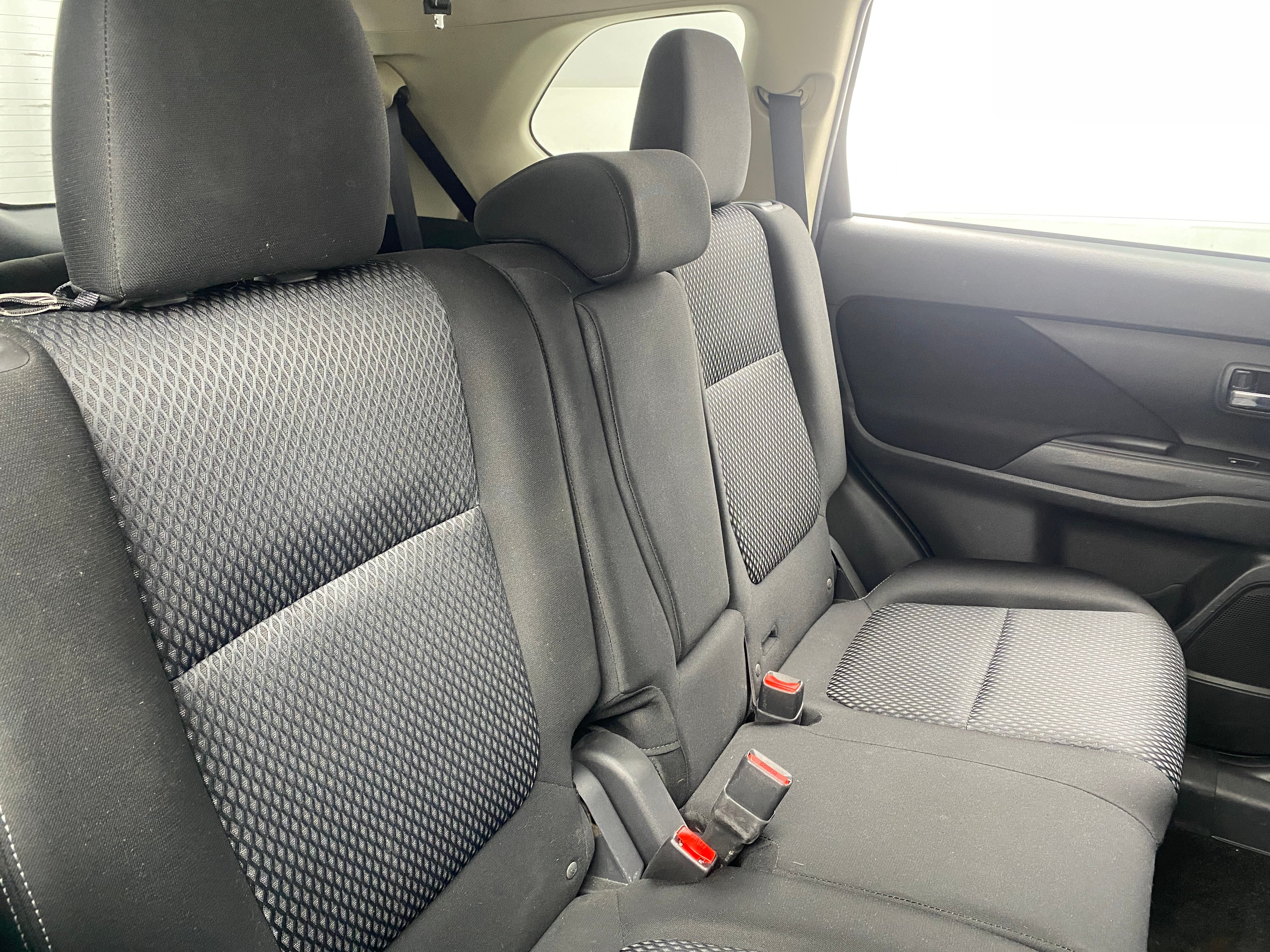 2018 Mitsubishi Outlander SE 6