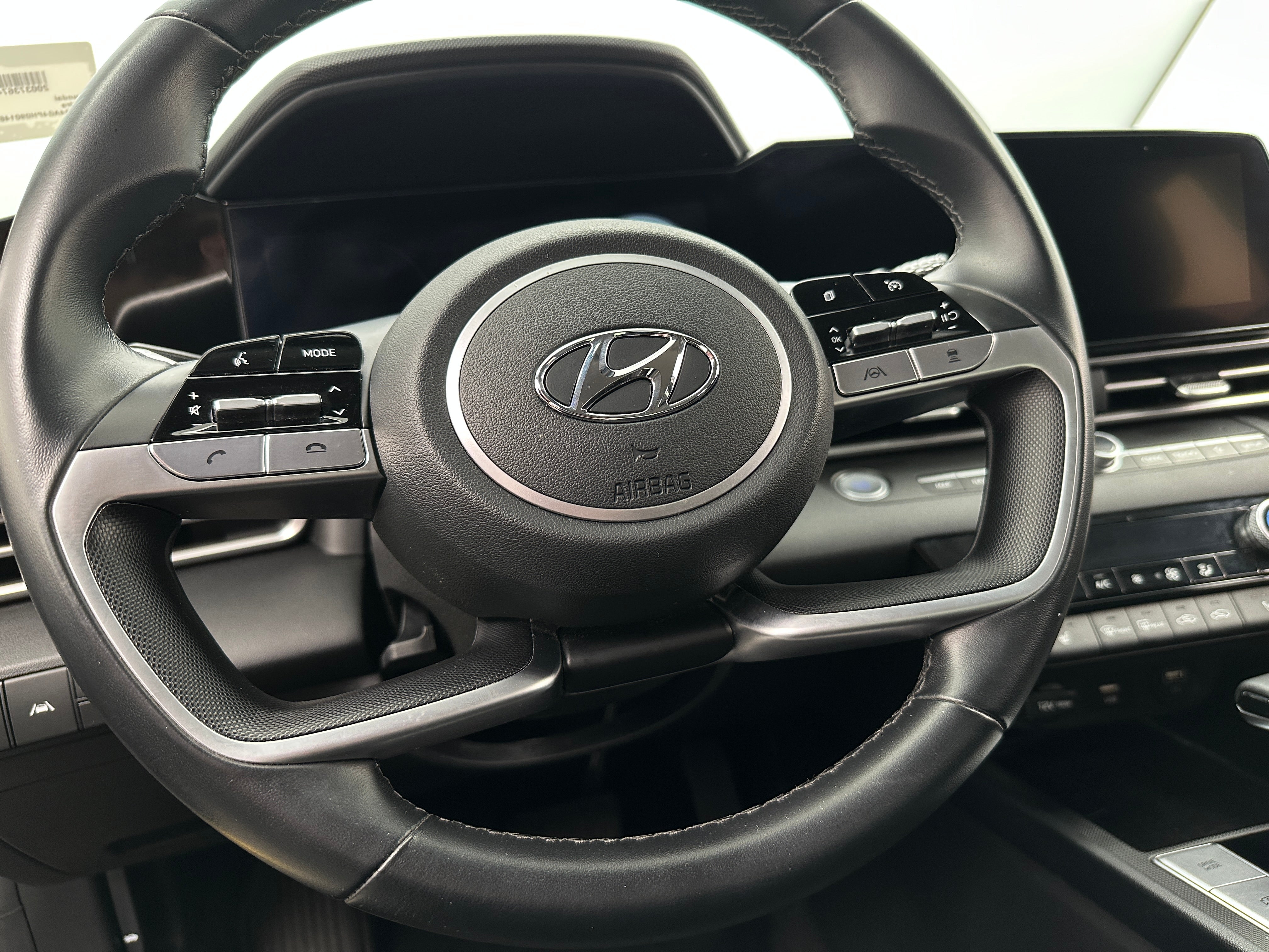 2023 Hyundai Elantra SEL 5