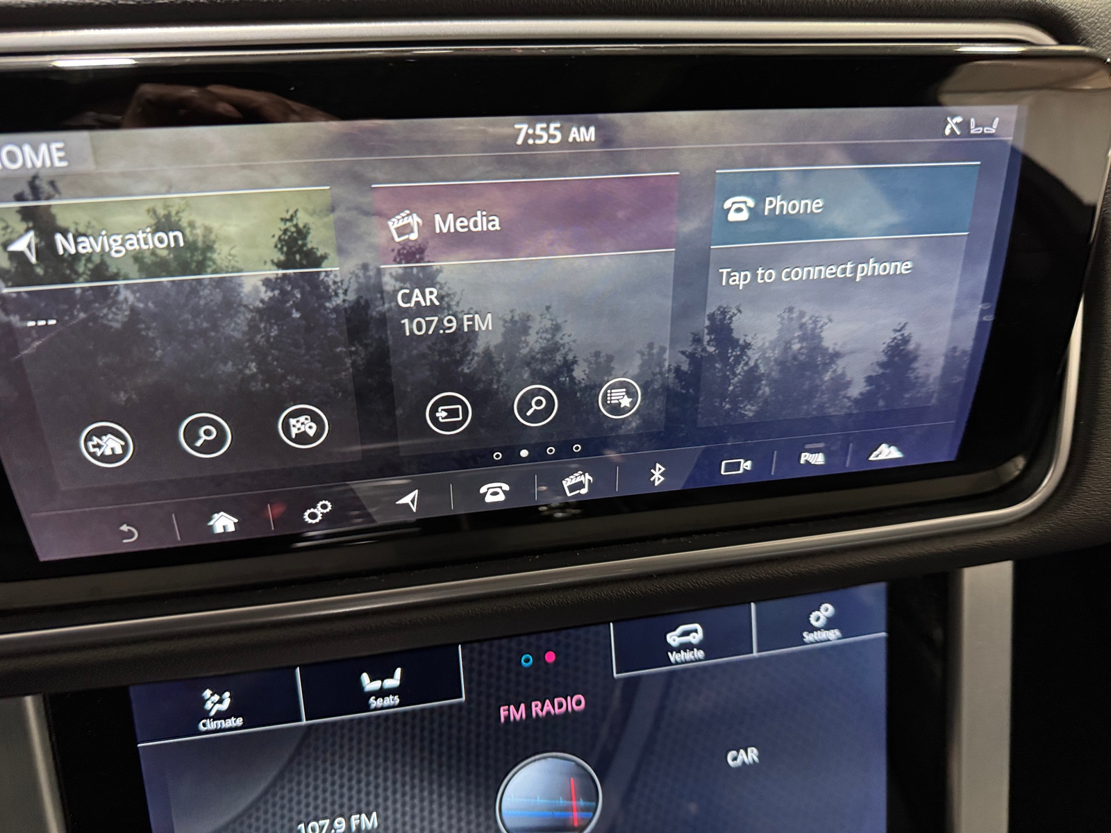 Thumbnail: 2020 Land Rover Range Rover - 3