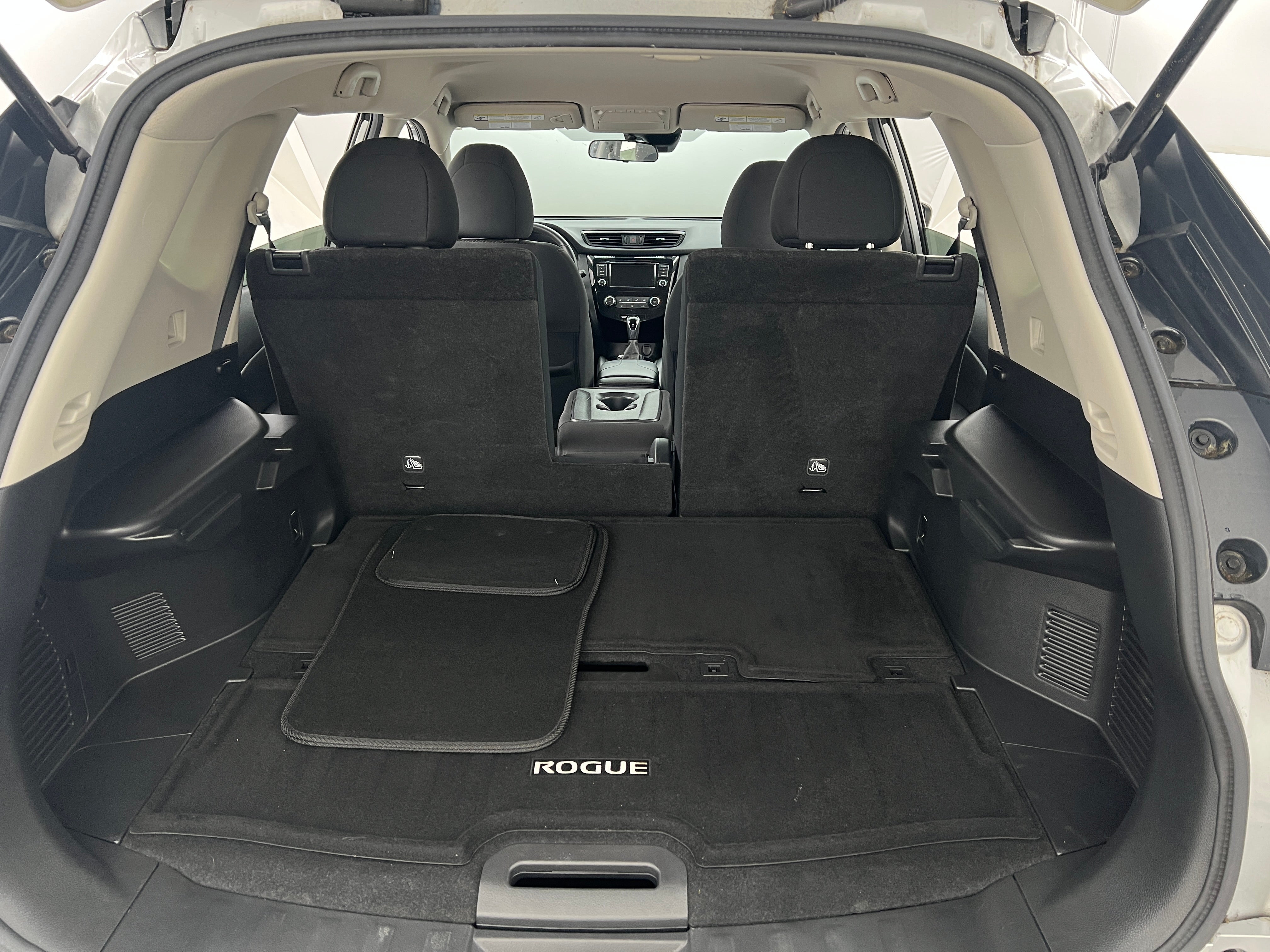 2020 Nissan Rogue S 7