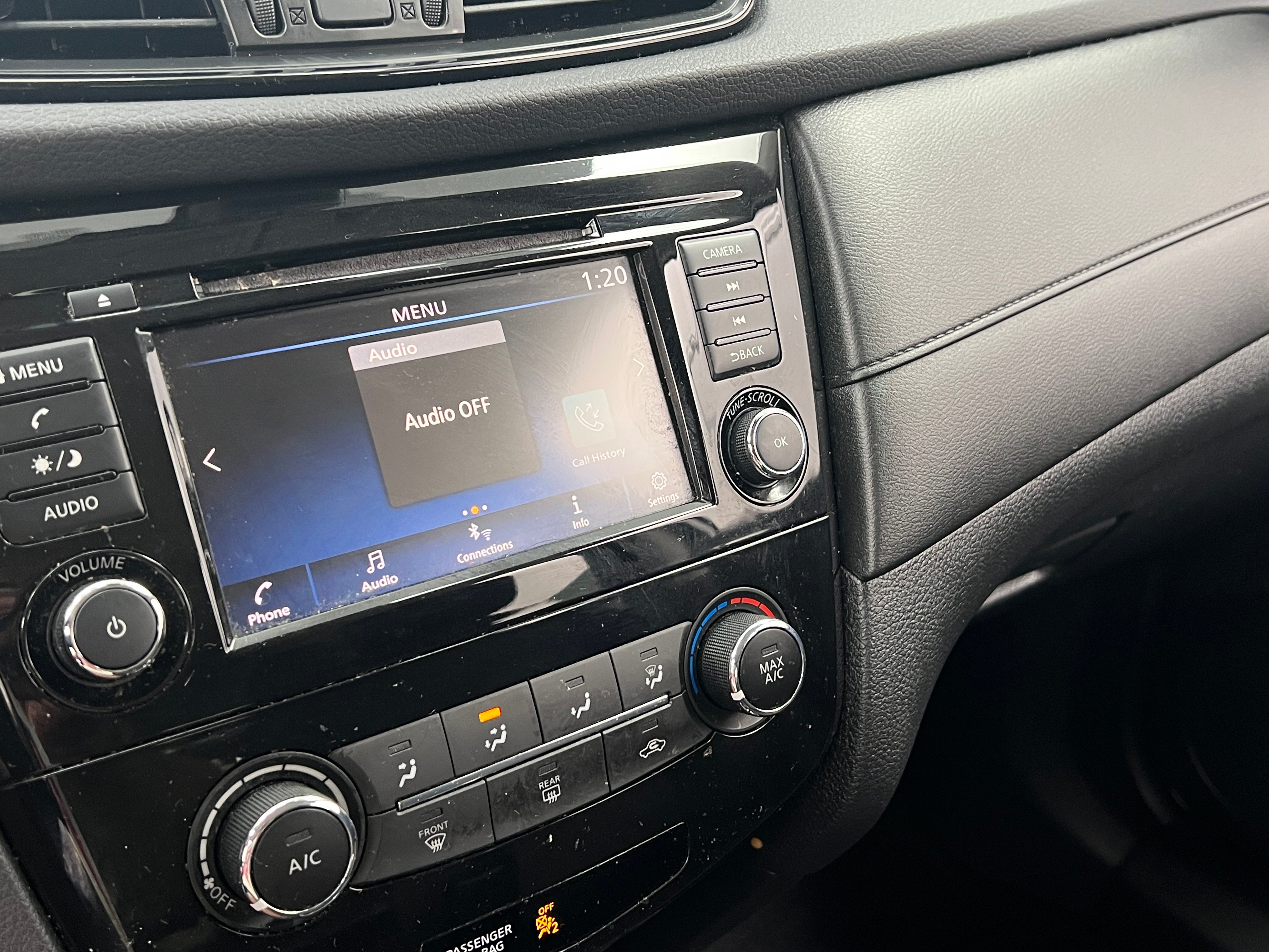 2020 Nissan Rogue S 4