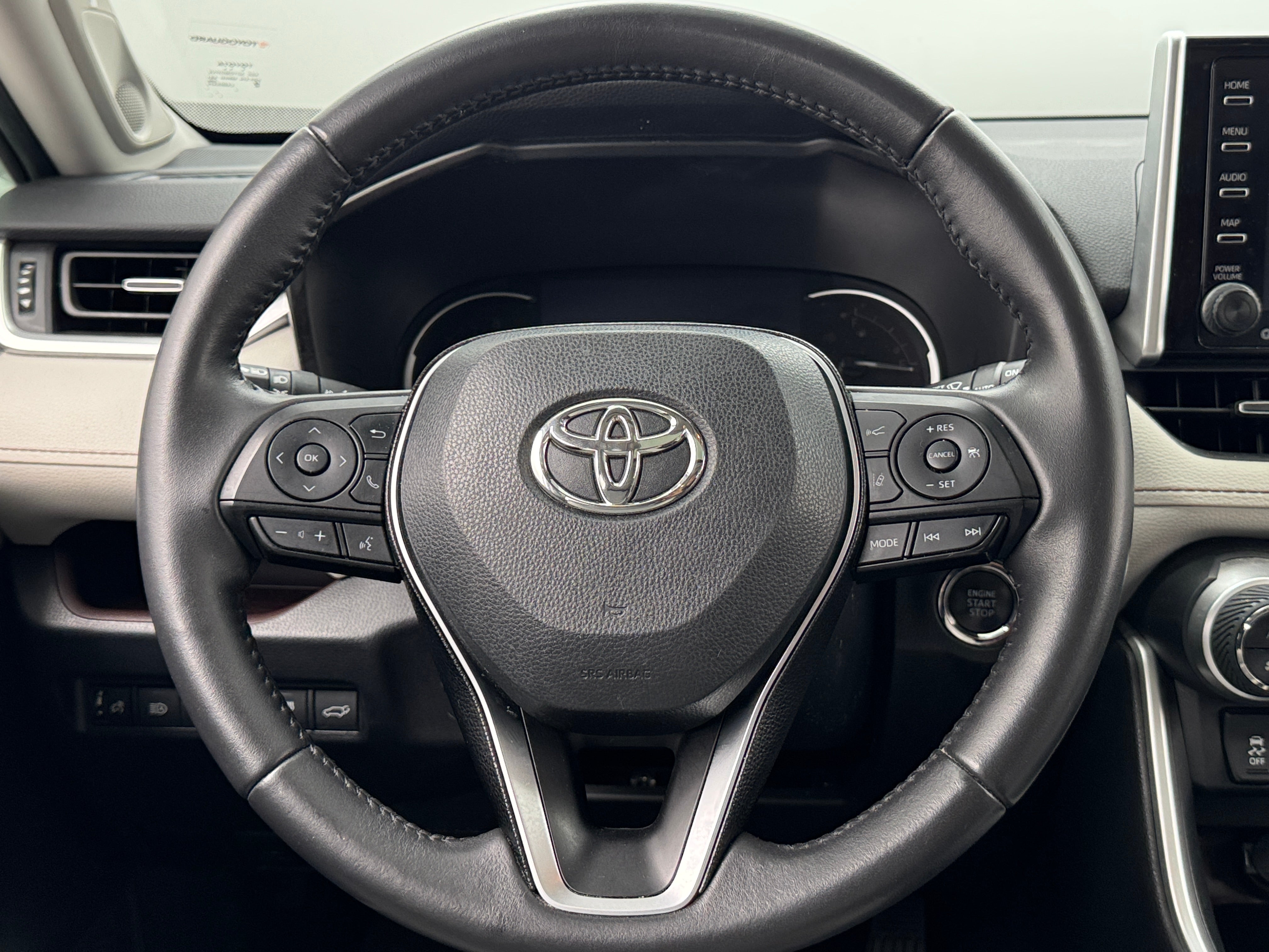 2019 Toyota RAV4 Limited 4