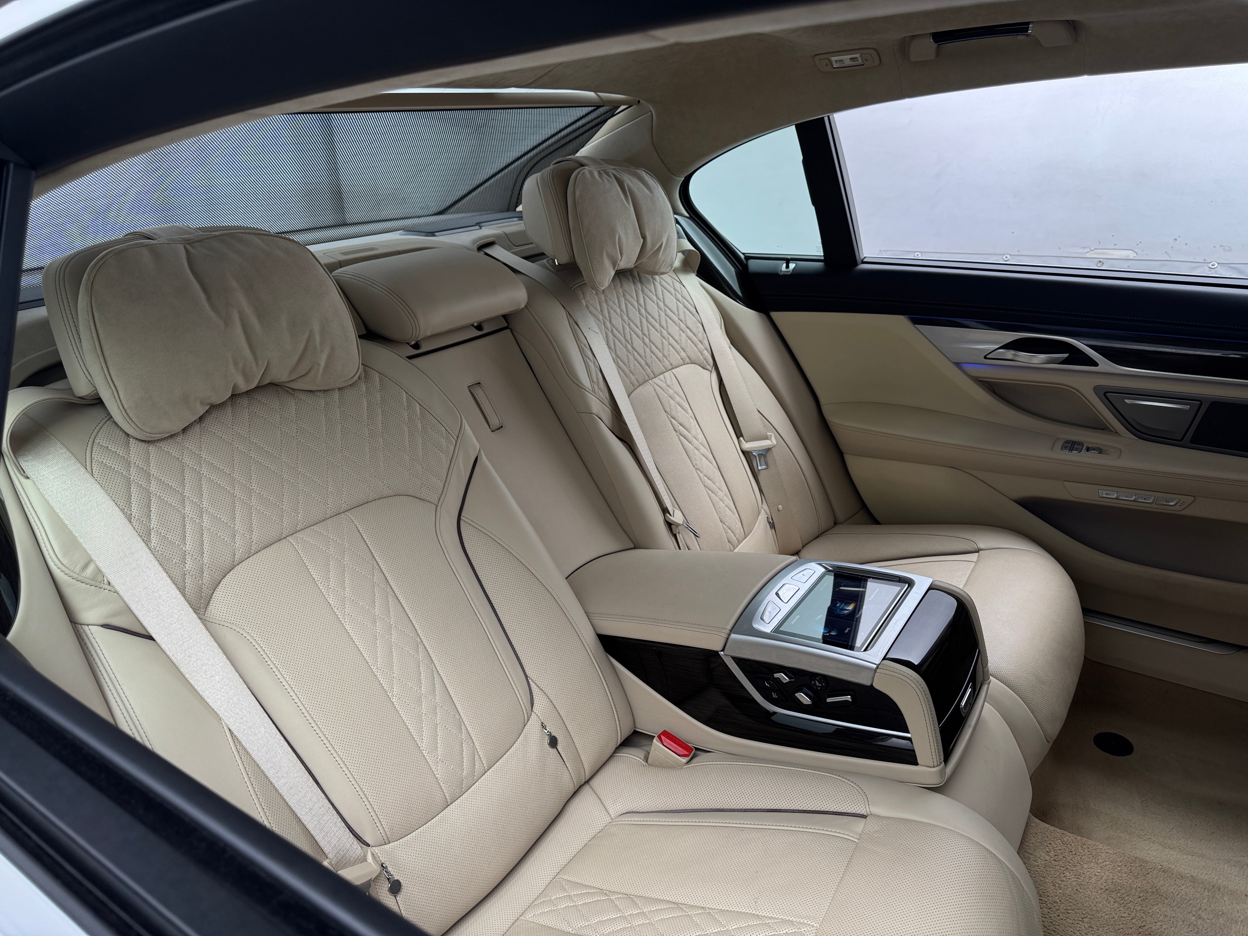 2017 BMW 7 Series 750i xDrive 5