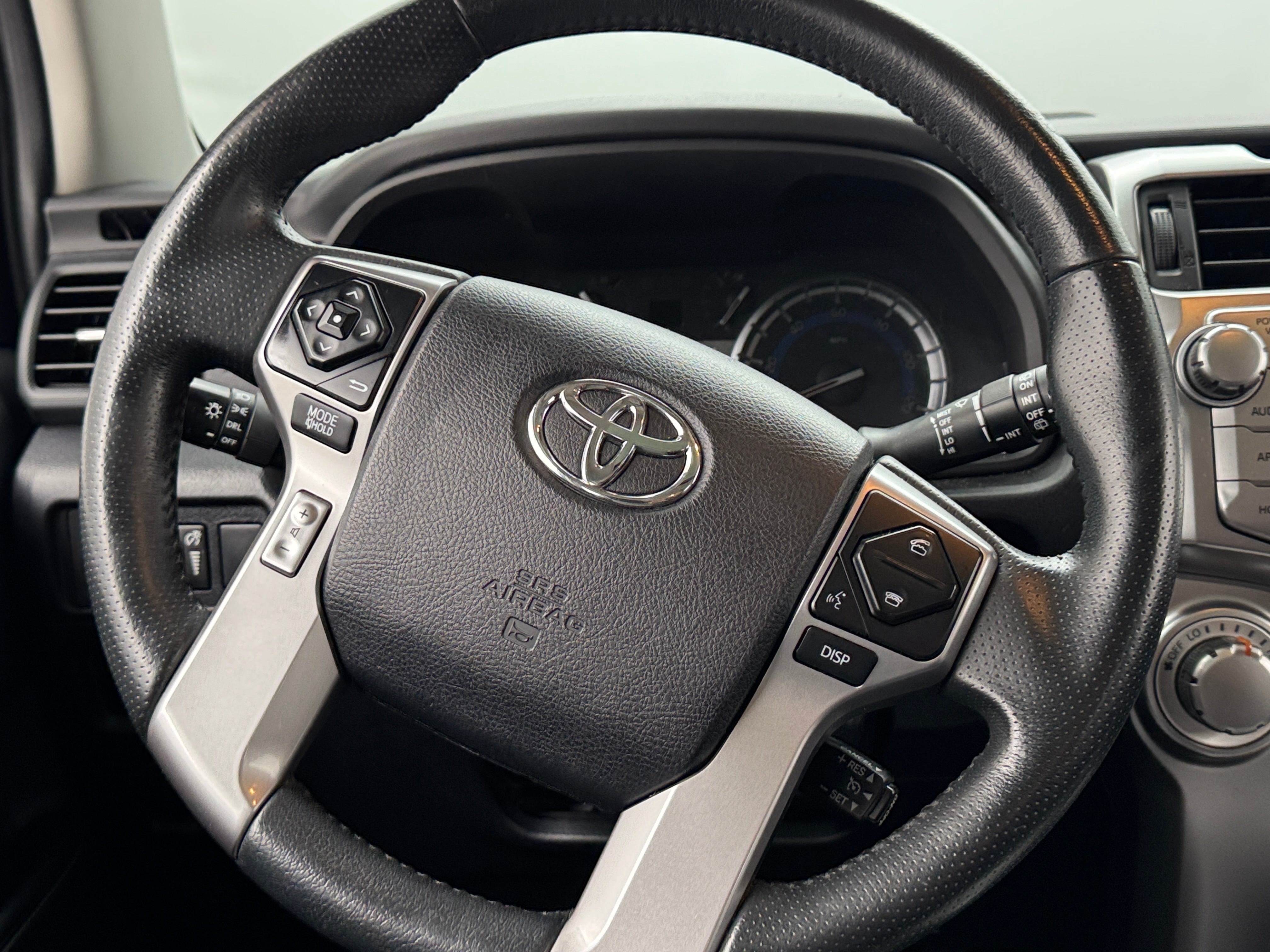 2018 Toyota 4Runner SR5 5