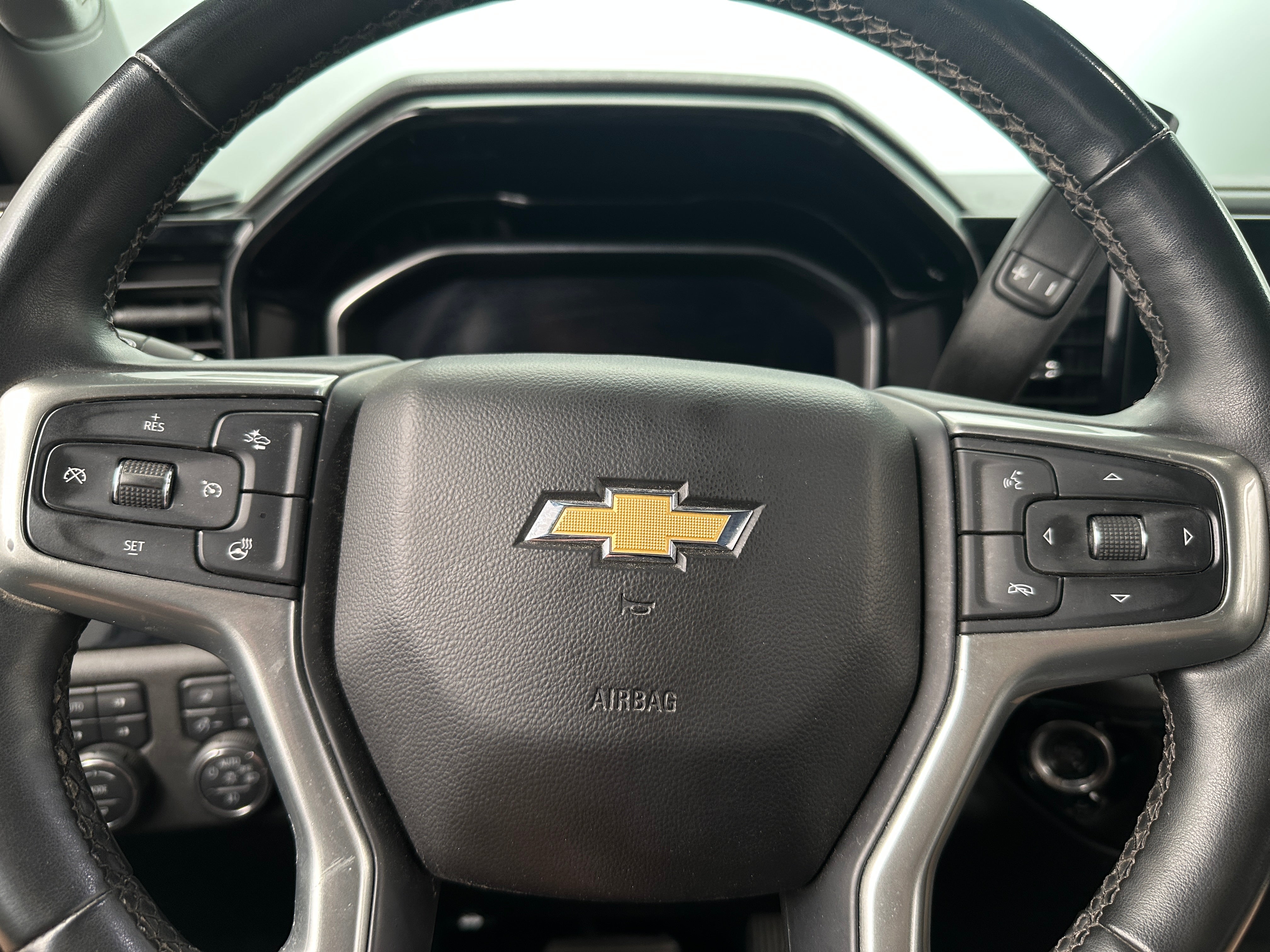 2024 Chevrolet Silverado 2500 LTZ 4