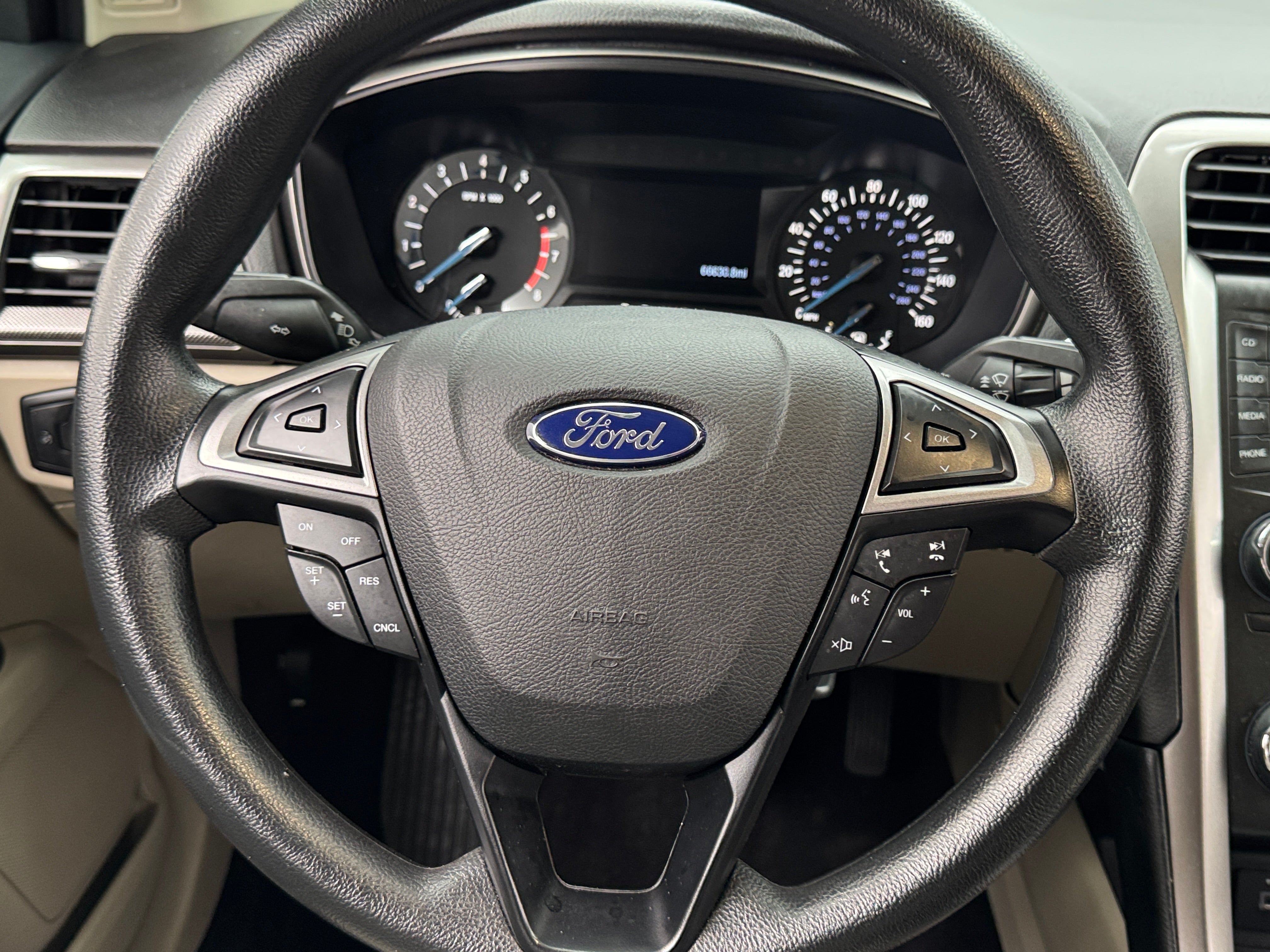 2017 Ford Fusion SE 5