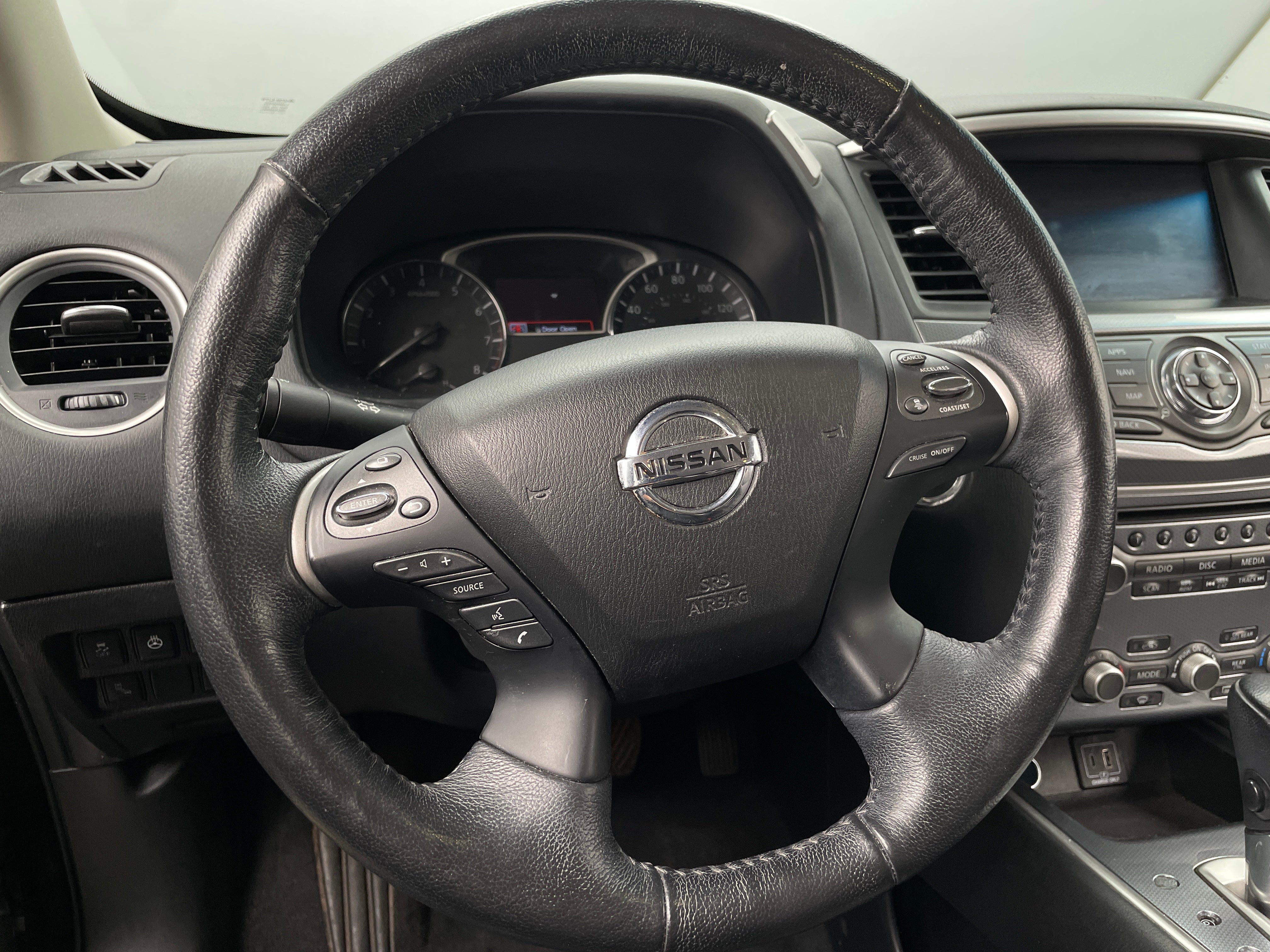 2020 Nissan Pathfinder SL 4