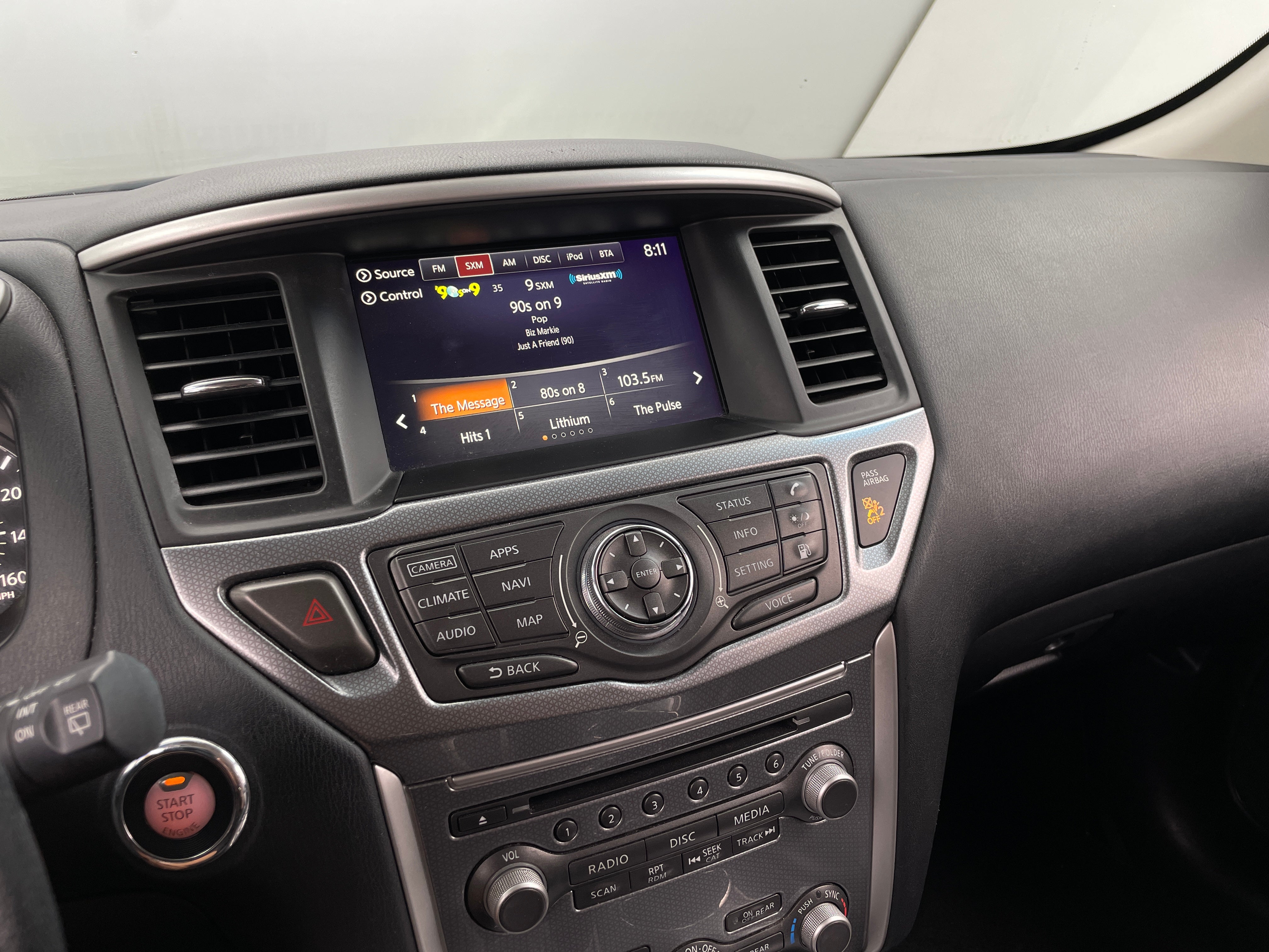 2020 Nissan Pathfinder SL 3