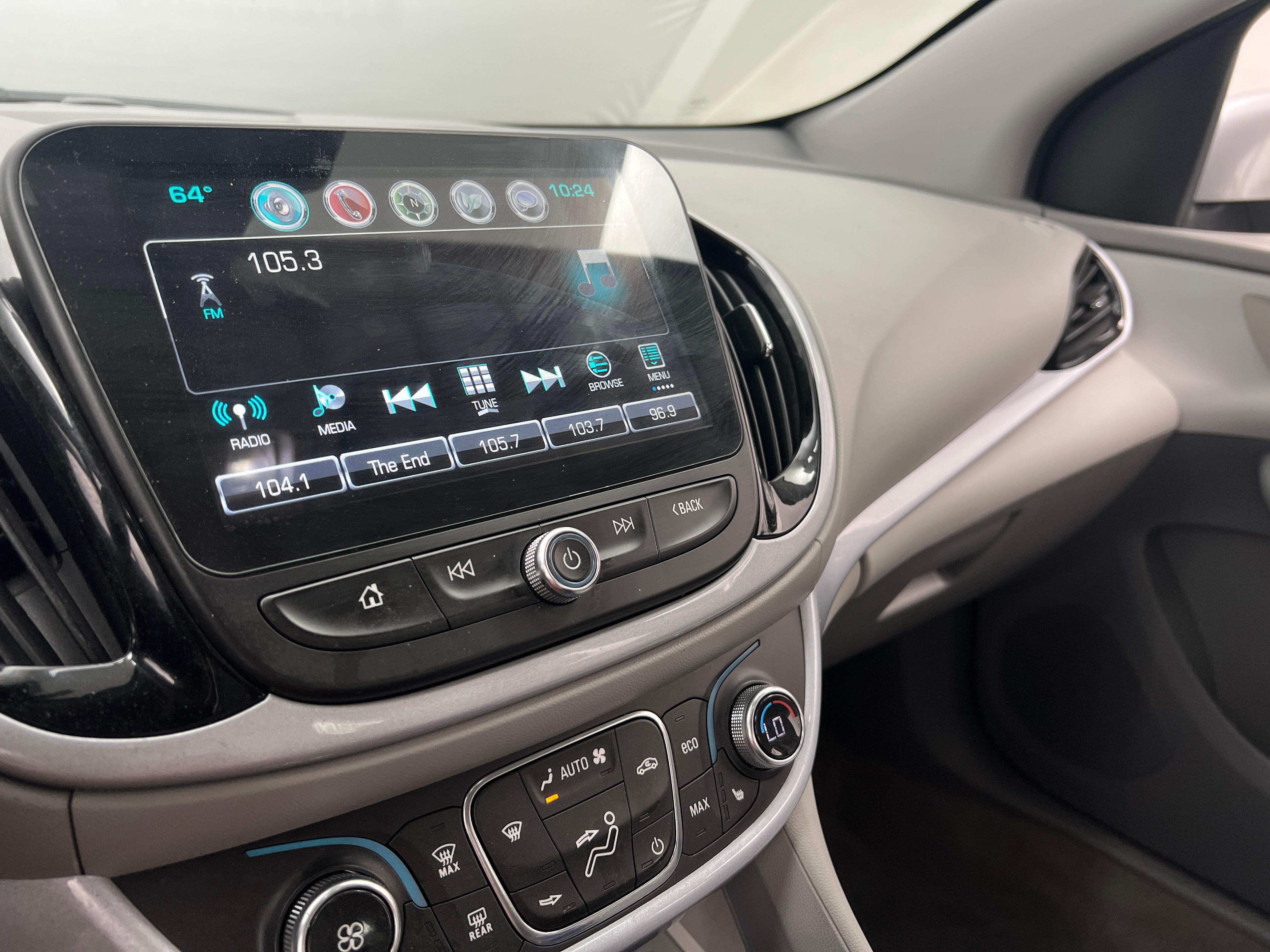 2017 Chevrolet Volt LT 3