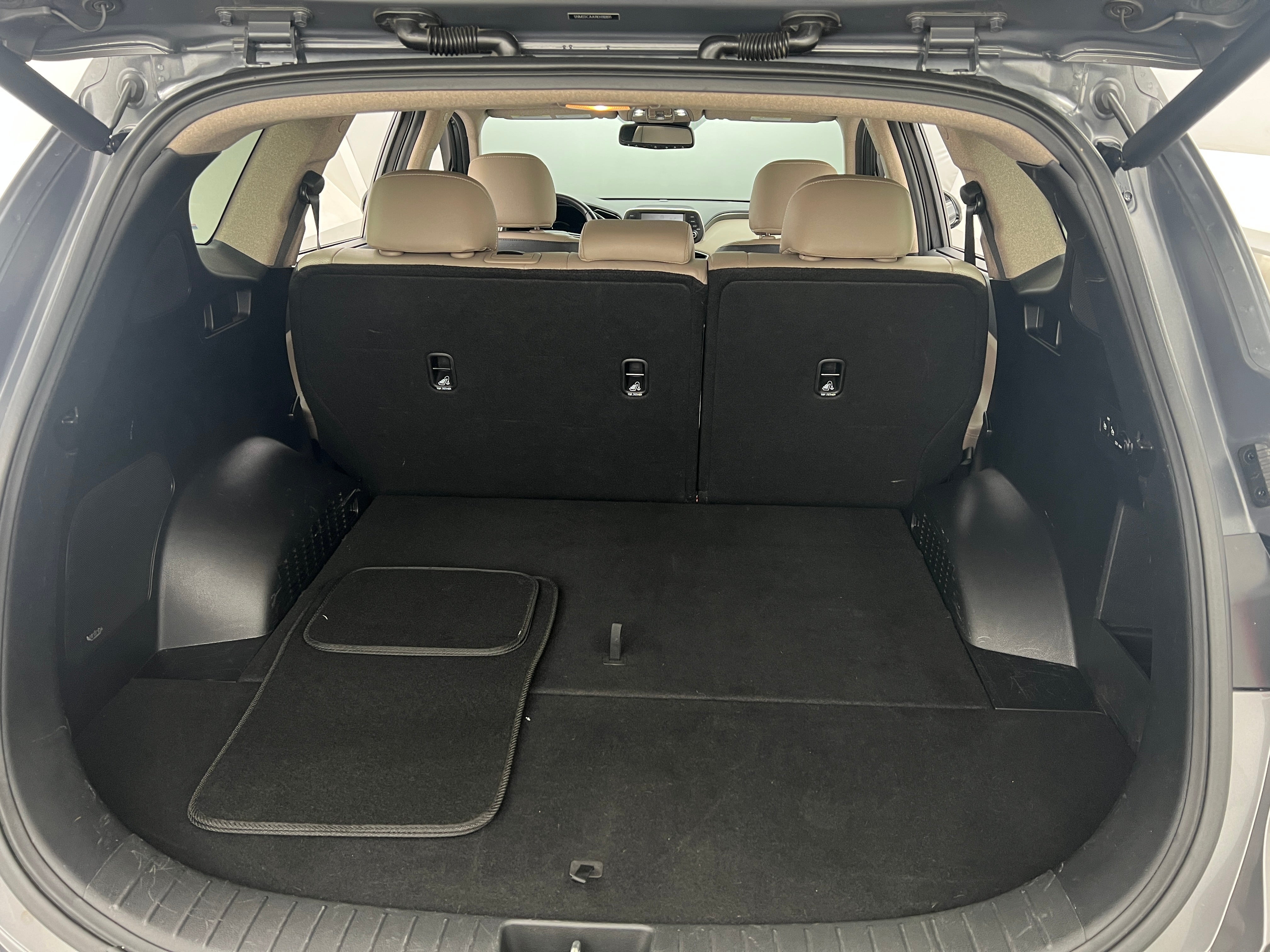 2019 Hyundai Santa Fe Limited 6