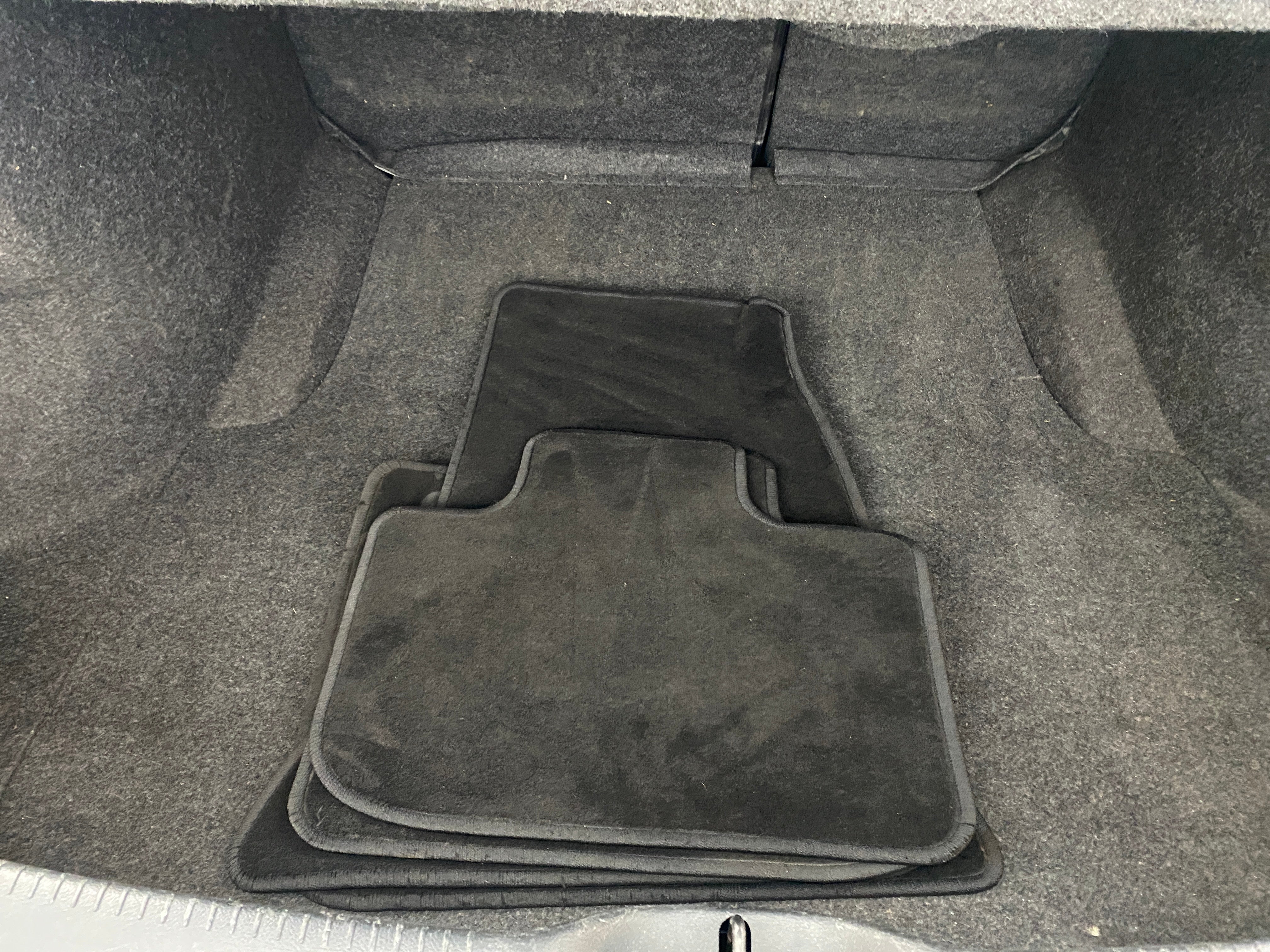 2018 Chrysler 300 S 6