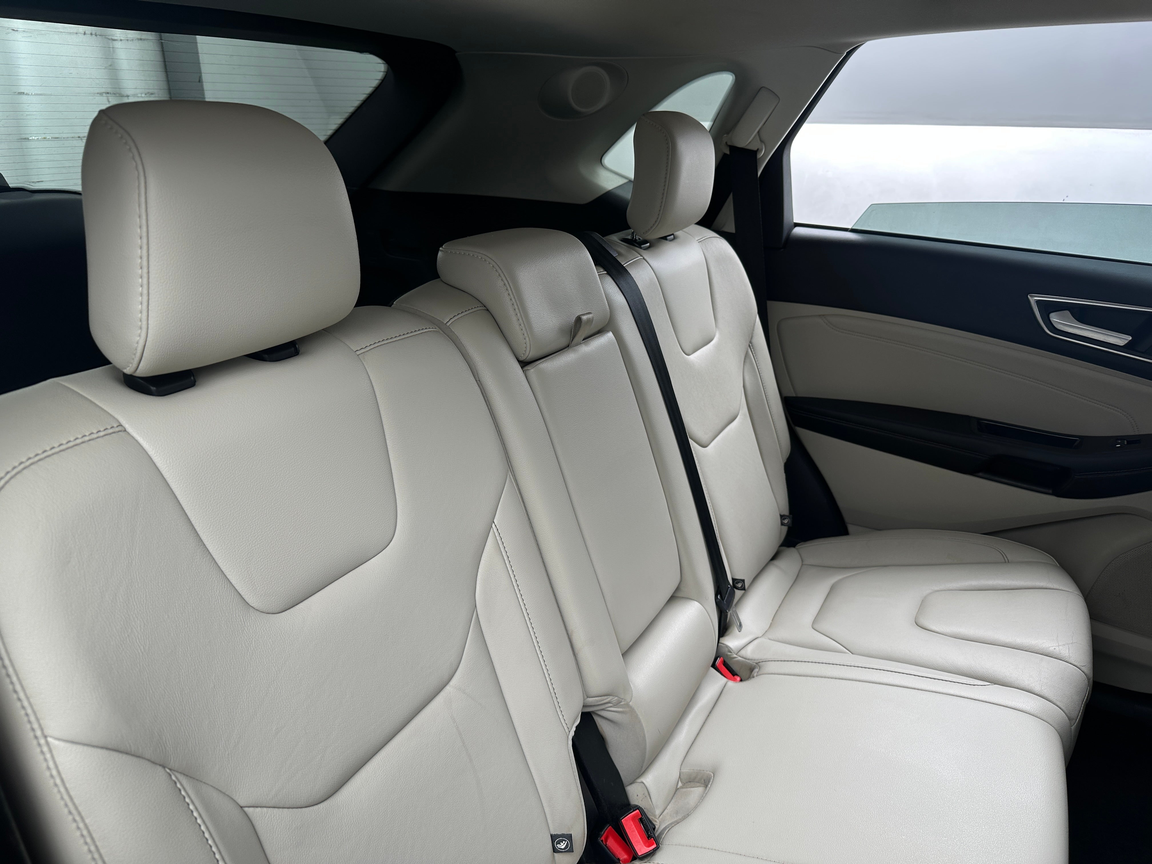 2018 Ford Edge Titanium 5