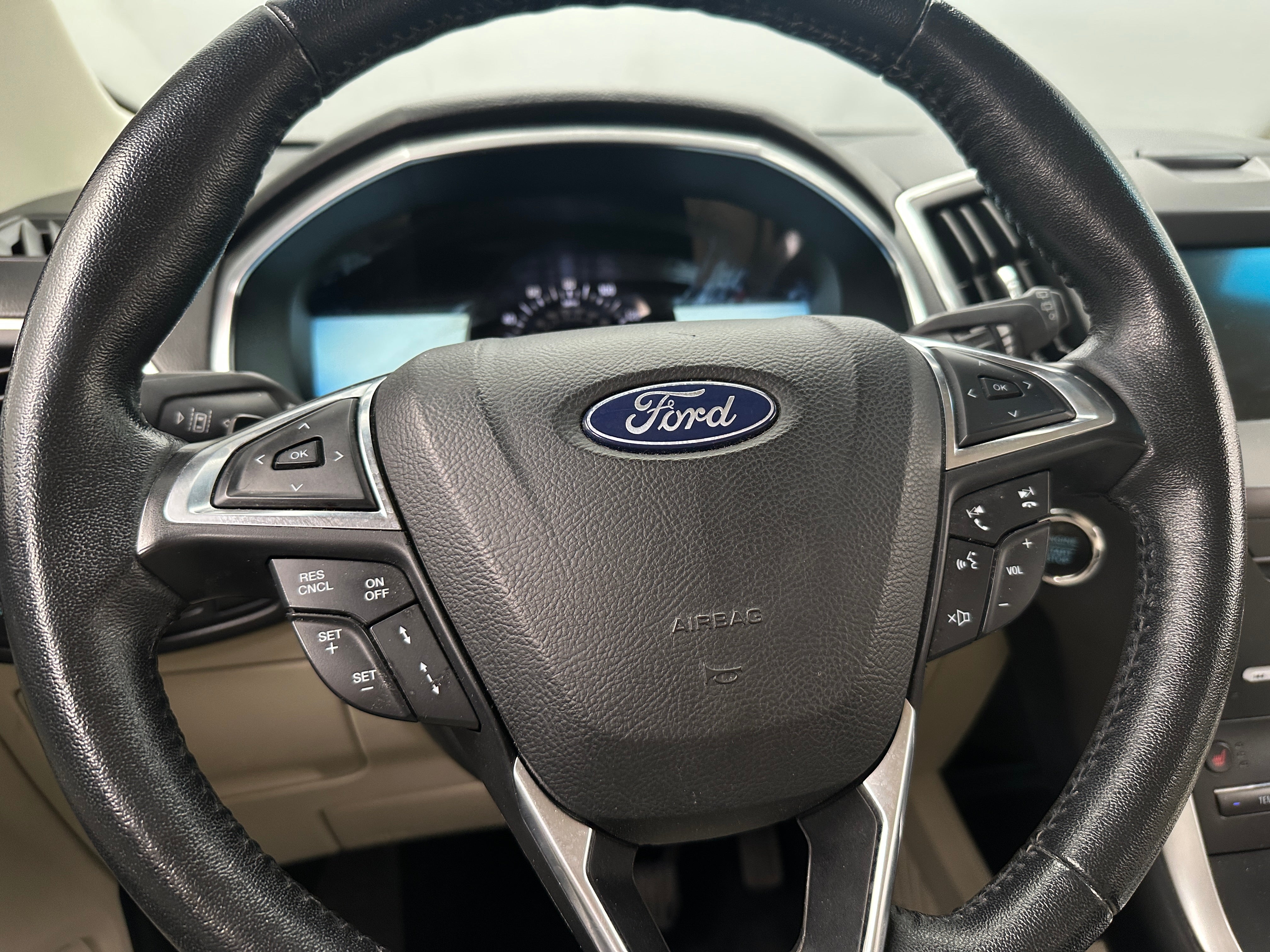 2018 Ford Edge Titanium 4
